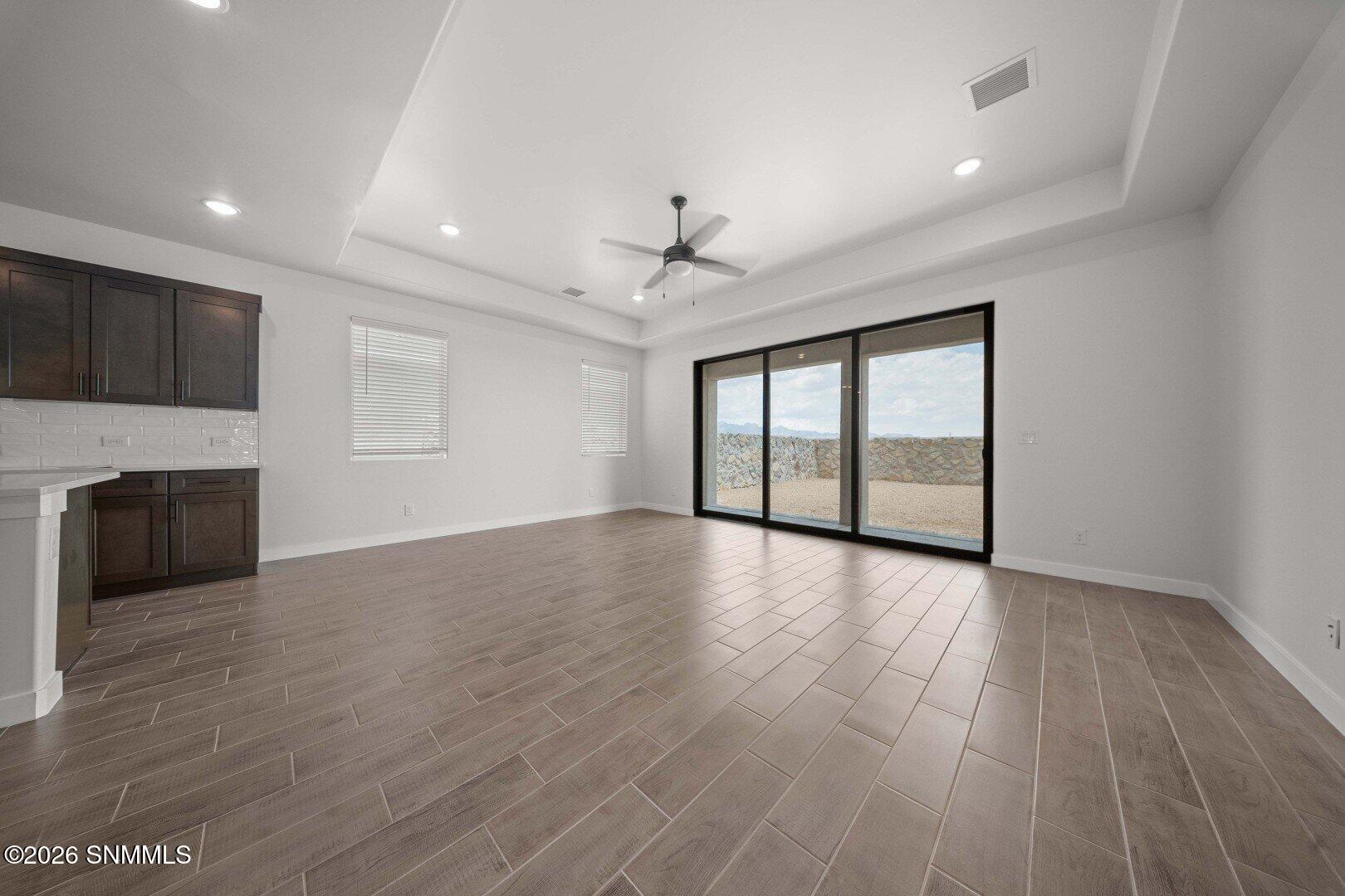 3724 Amsterdam Street Property Photo 5