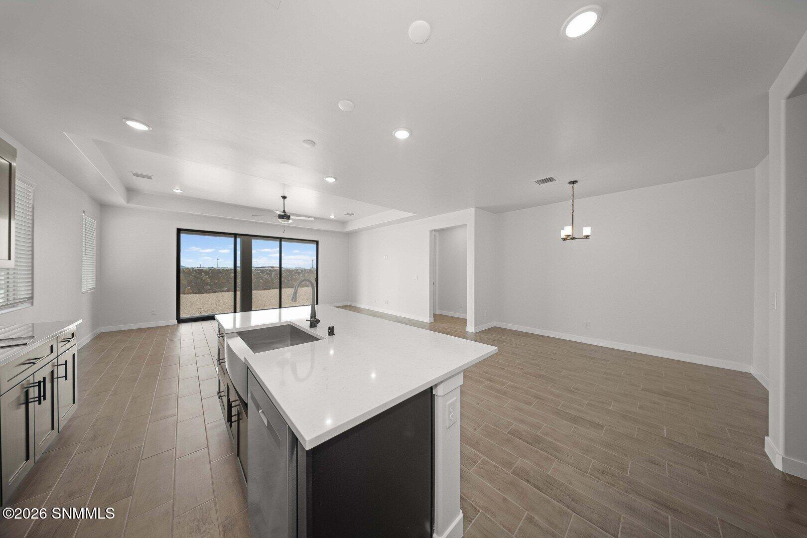 3724 Amsterdam Street Property Photo 6