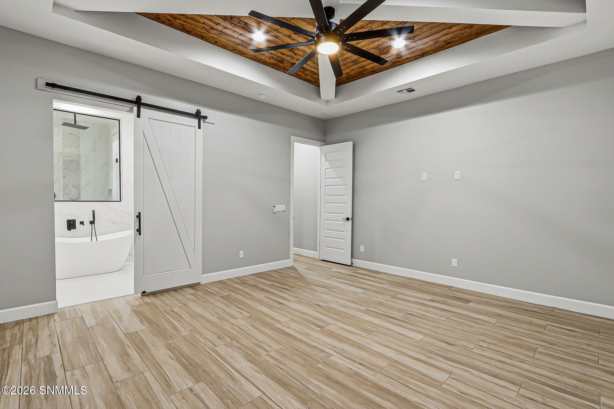 2901 E Springs Road Property Photo 41