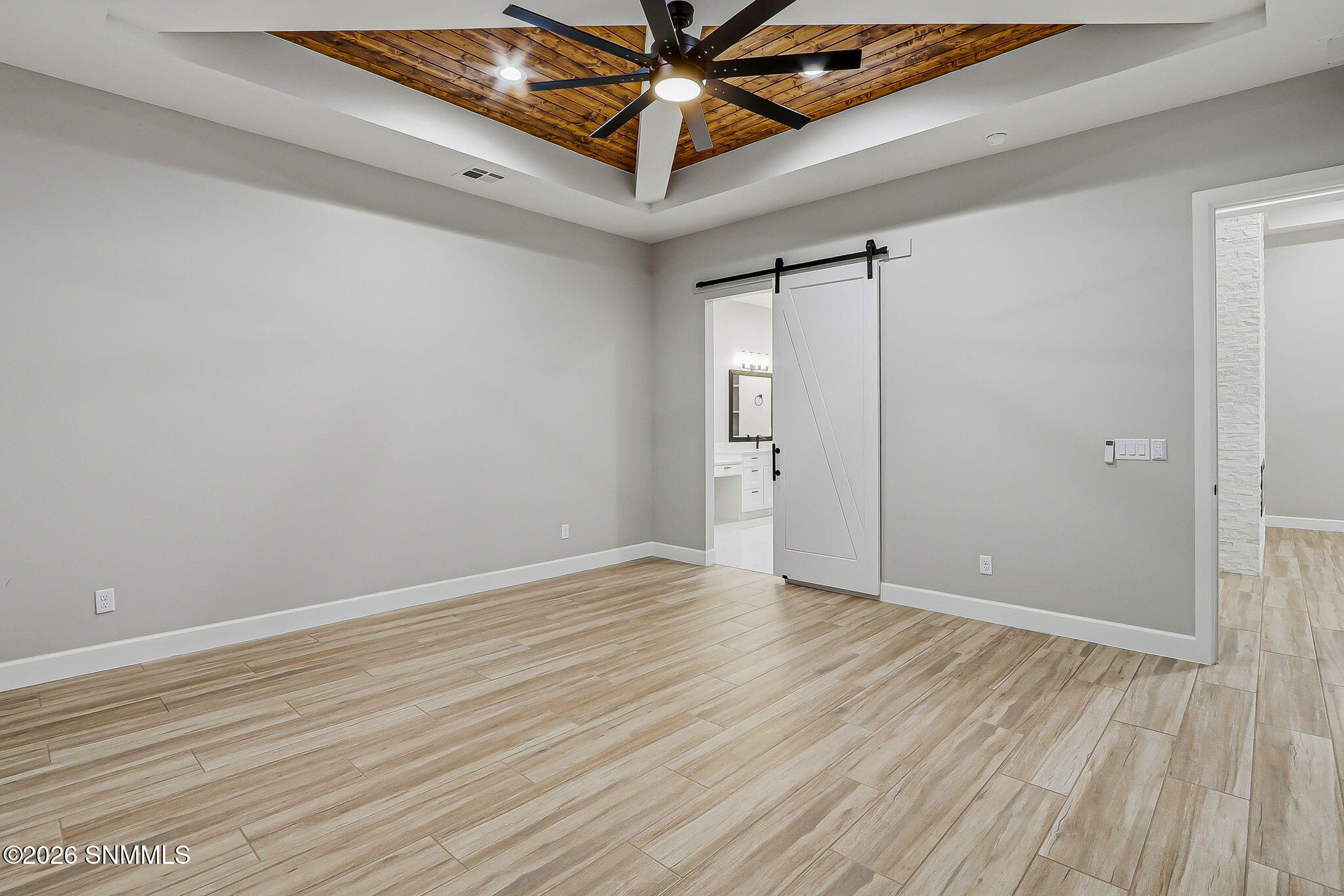 2901 E Springs Road Property Photo 42