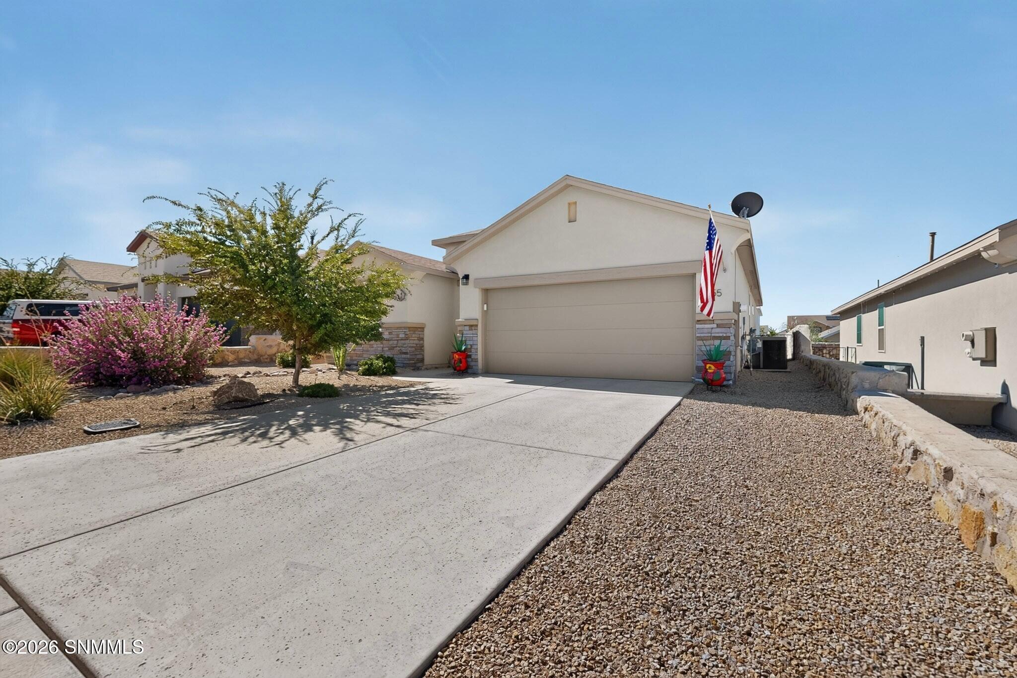 4755 Big Springs Street Property Photo 4