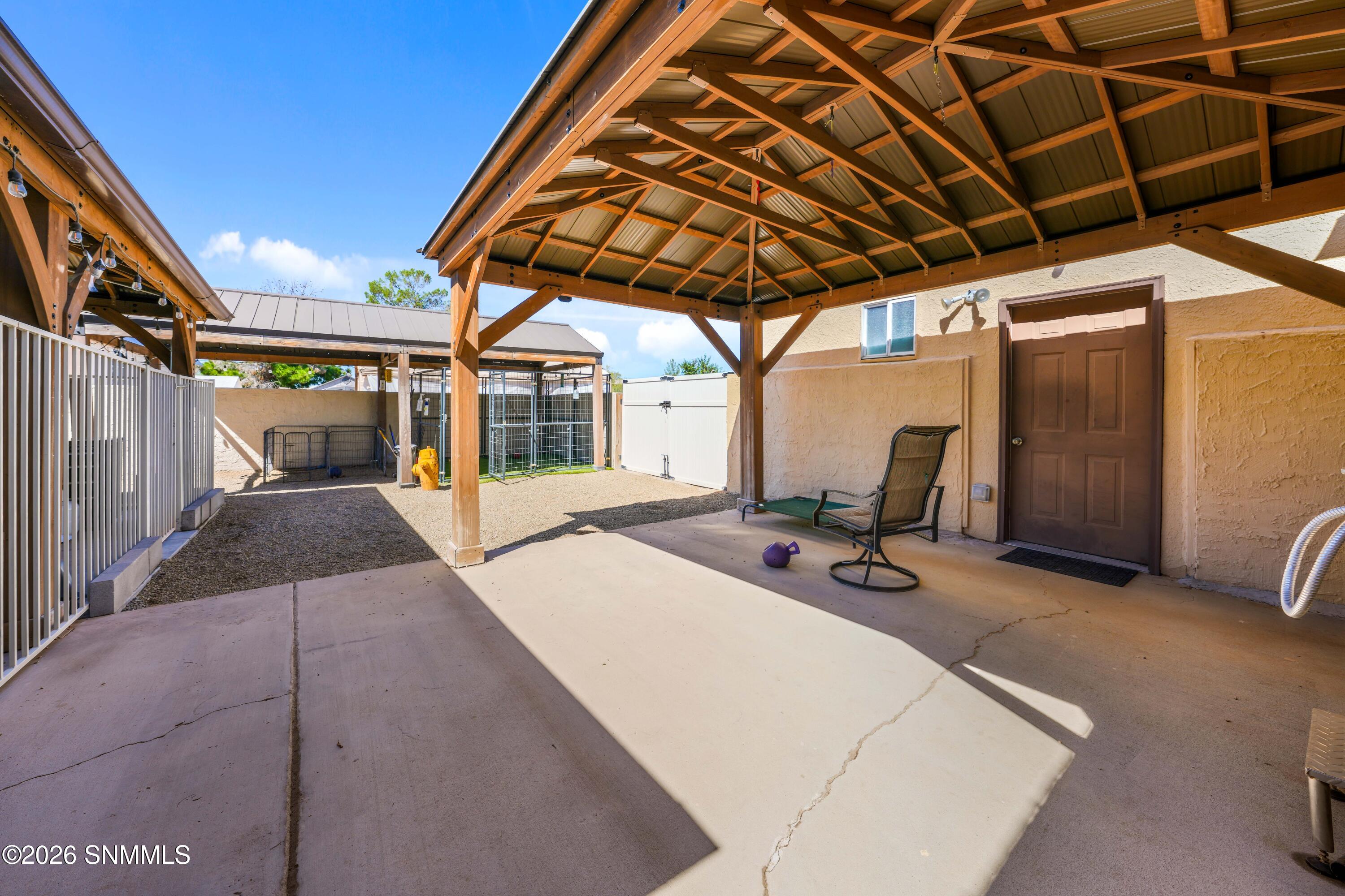 4207 E Winchester Road Property Photo 33