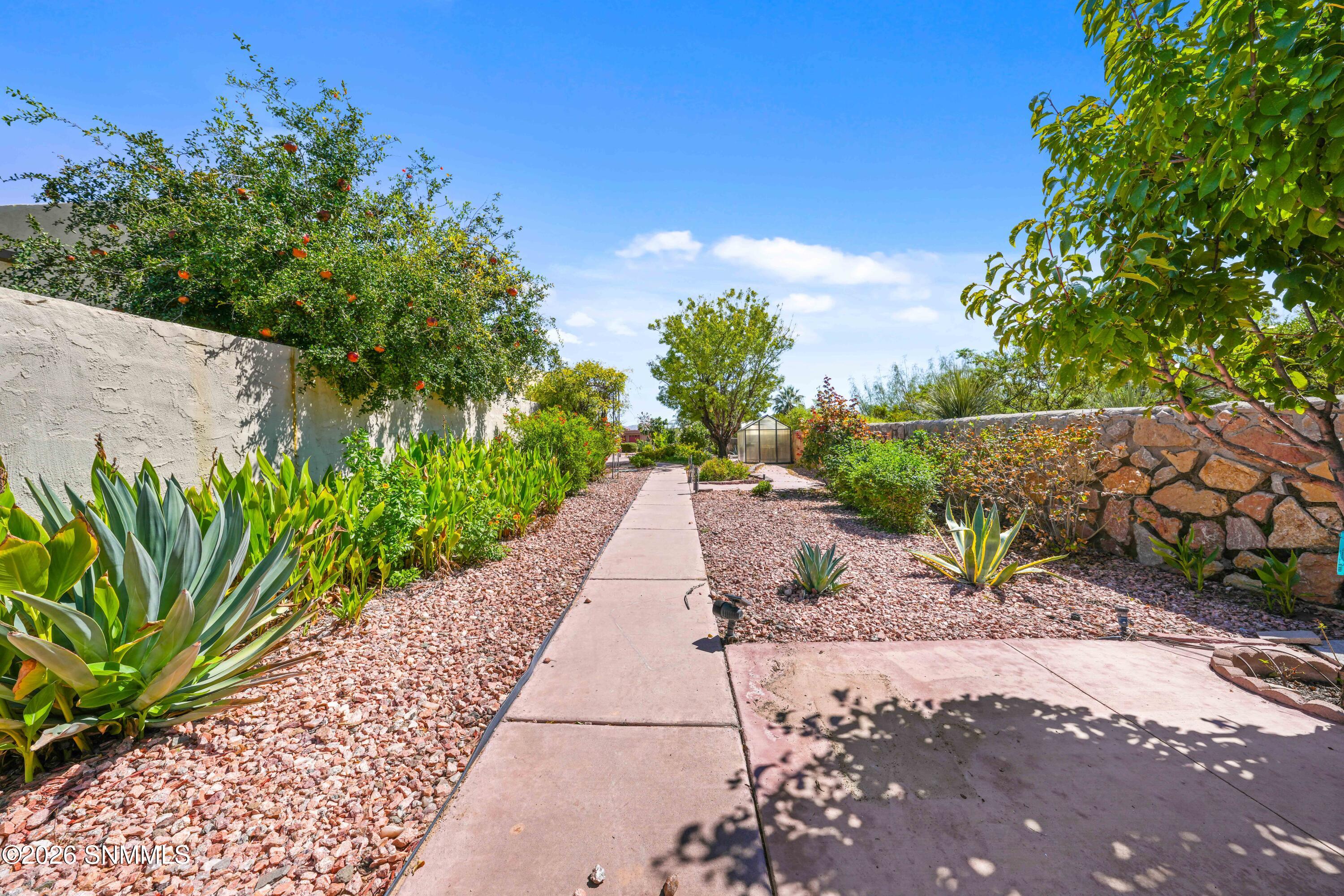 4207 E Winchester Road Property Photo 41