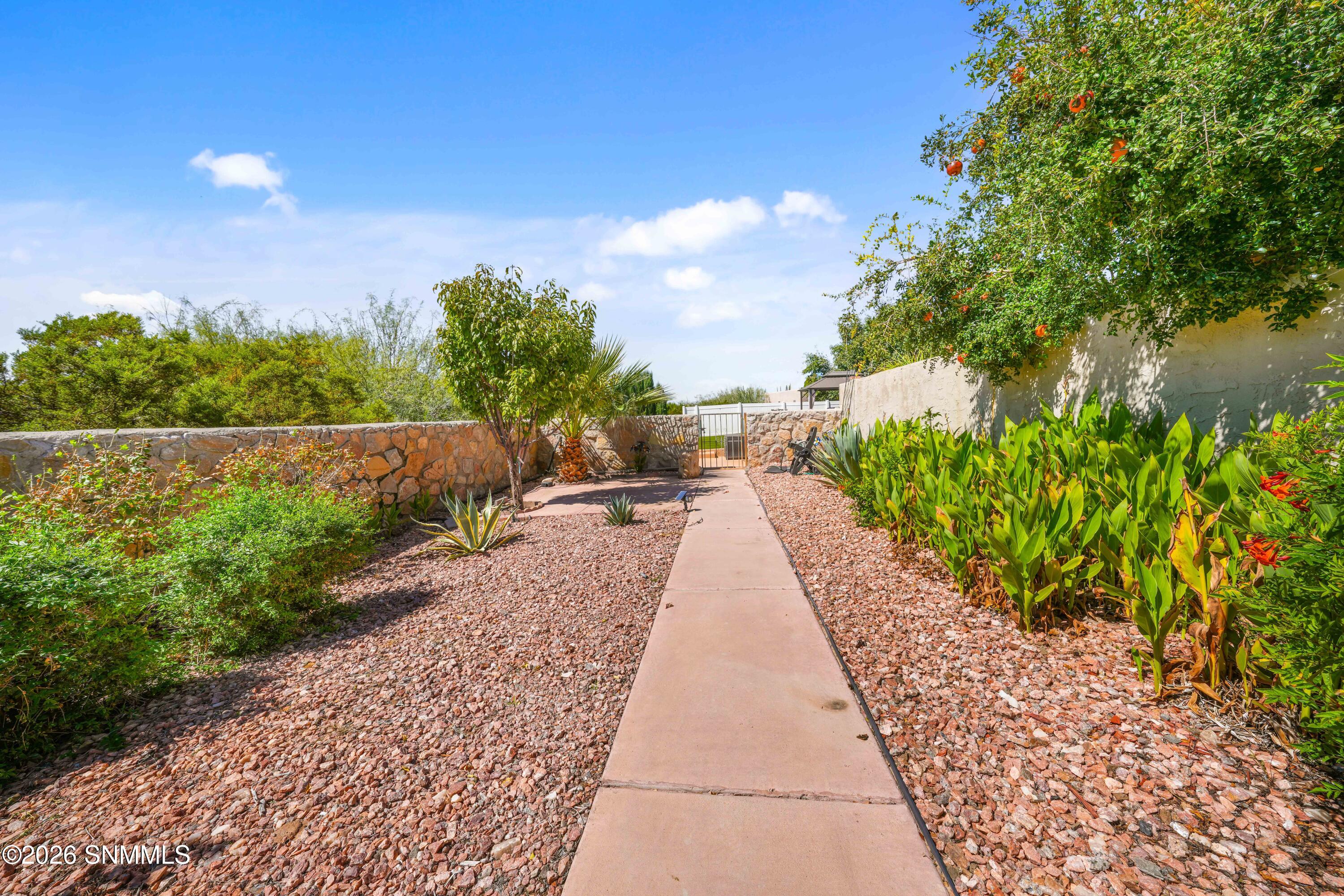 4207 E Winchester Road Property Photo 42