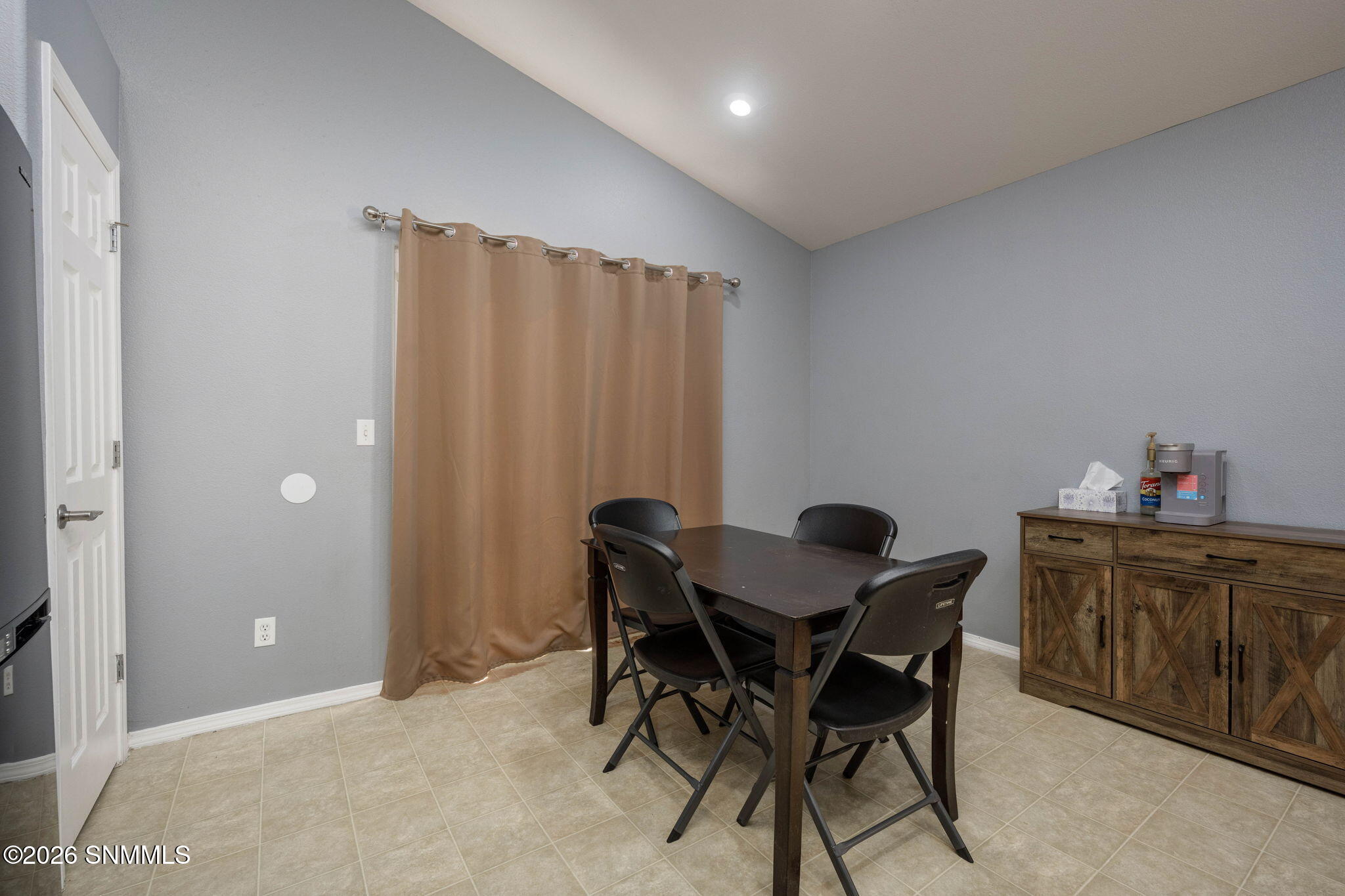 4756 Diamante Court Property Photo 8
