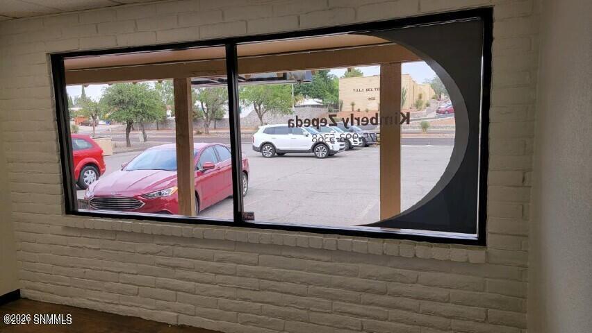 1900 S Telshor Boulevard Suite C Property Photo 3