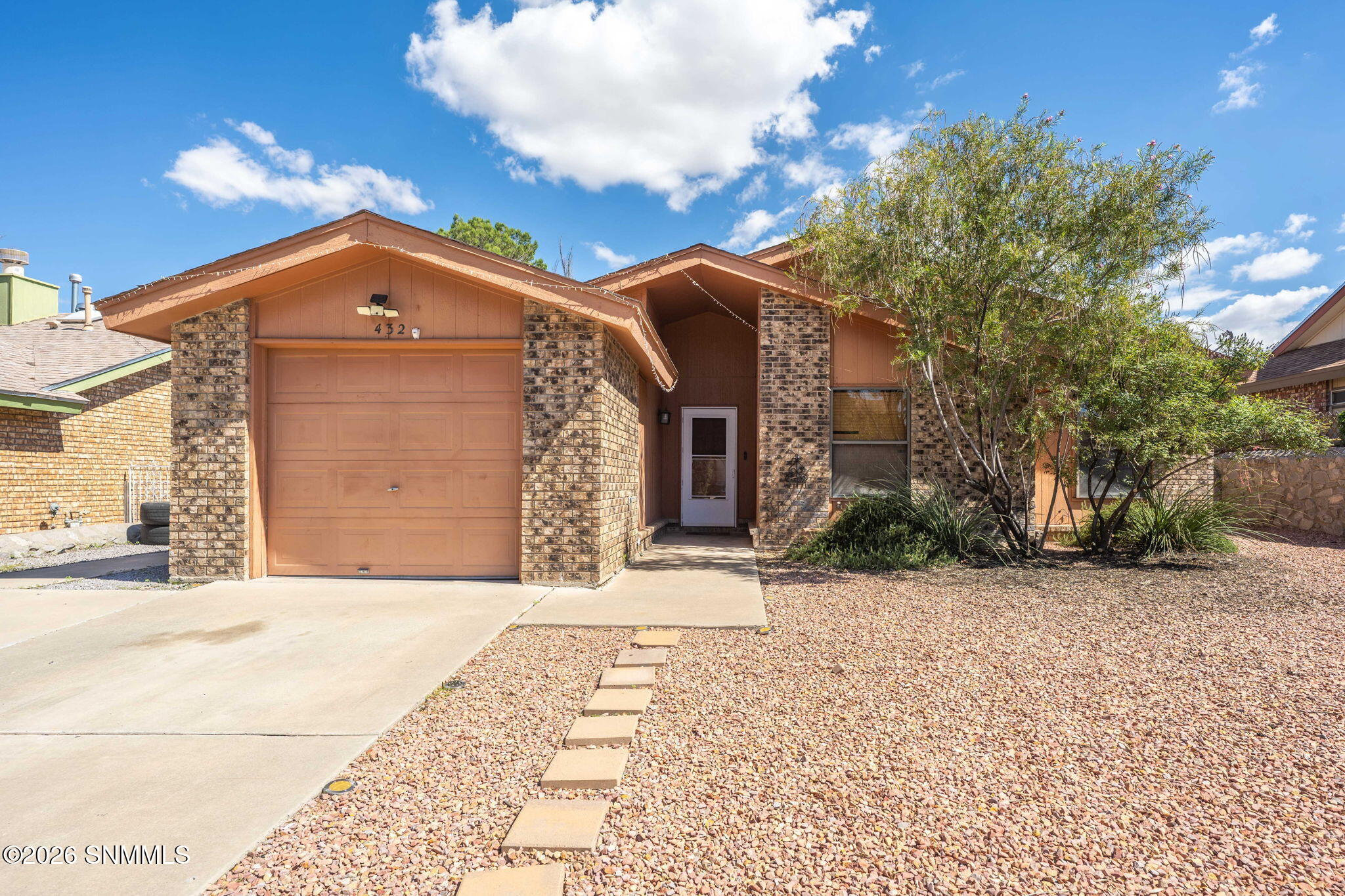 432 Lupton Place Property Photo 1