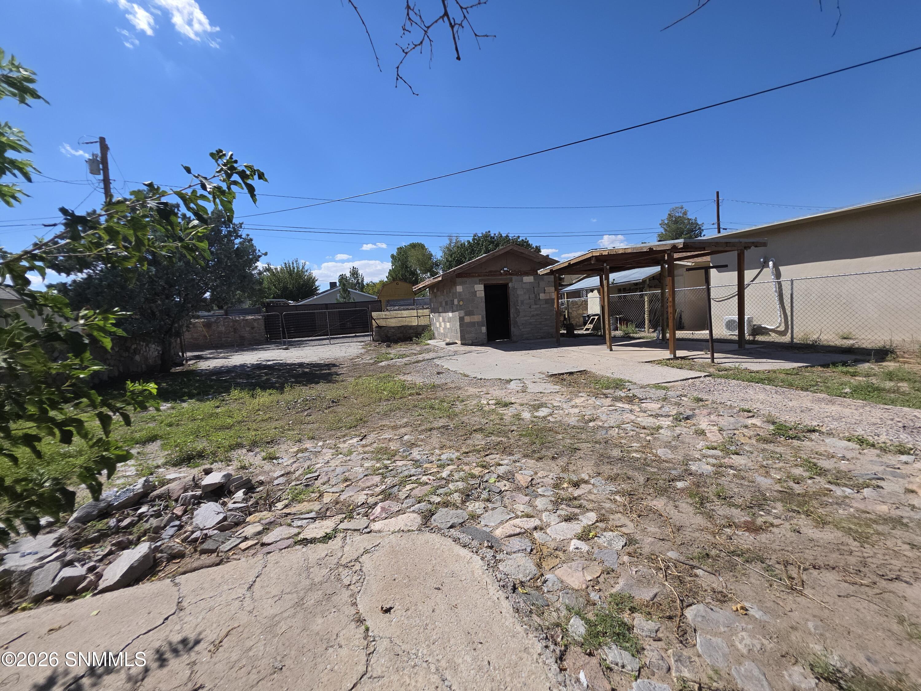 3202 Harrelson Street Property Photo 9