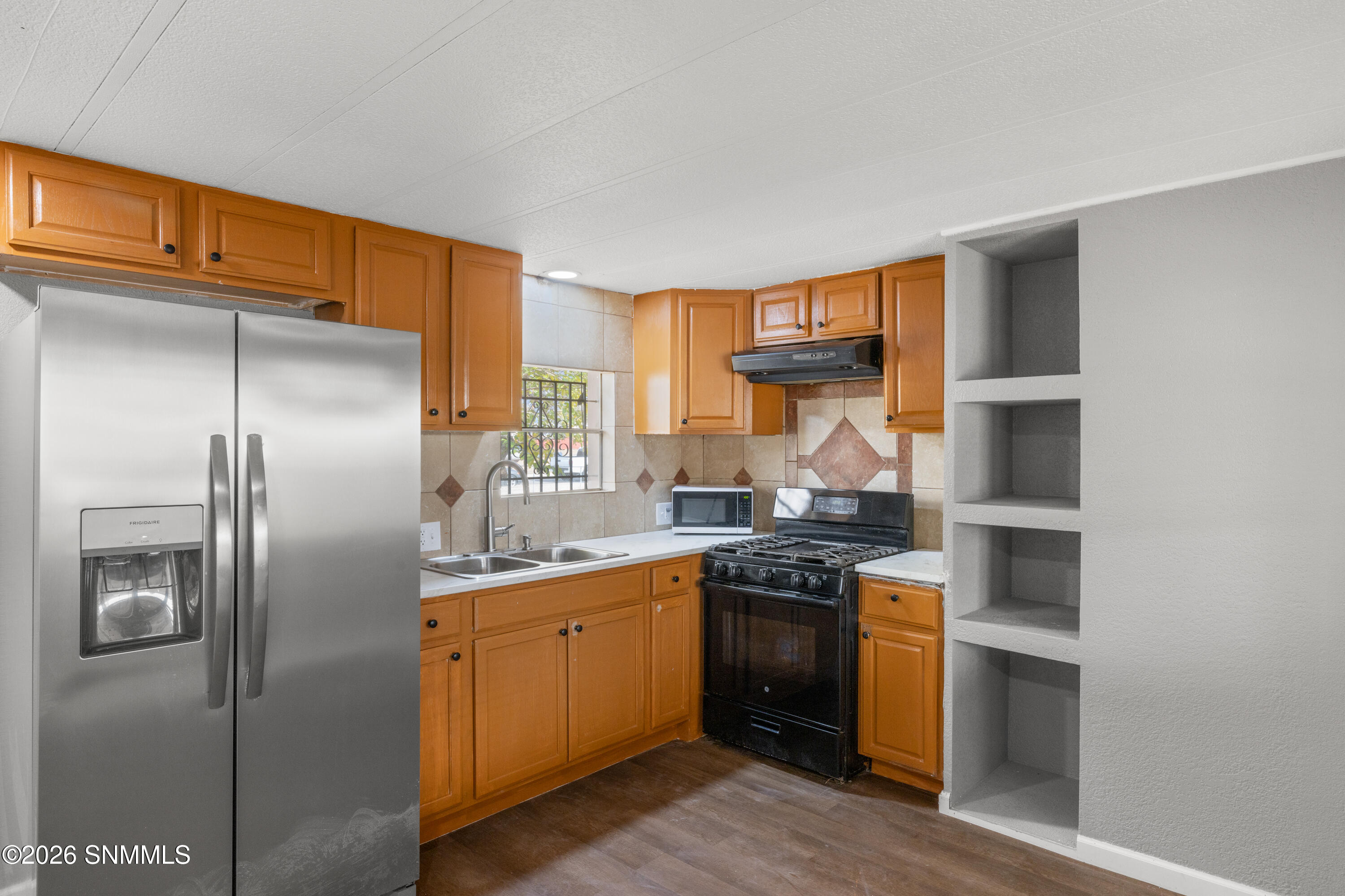 9618 Butterfield Boulevard Property Photo 7