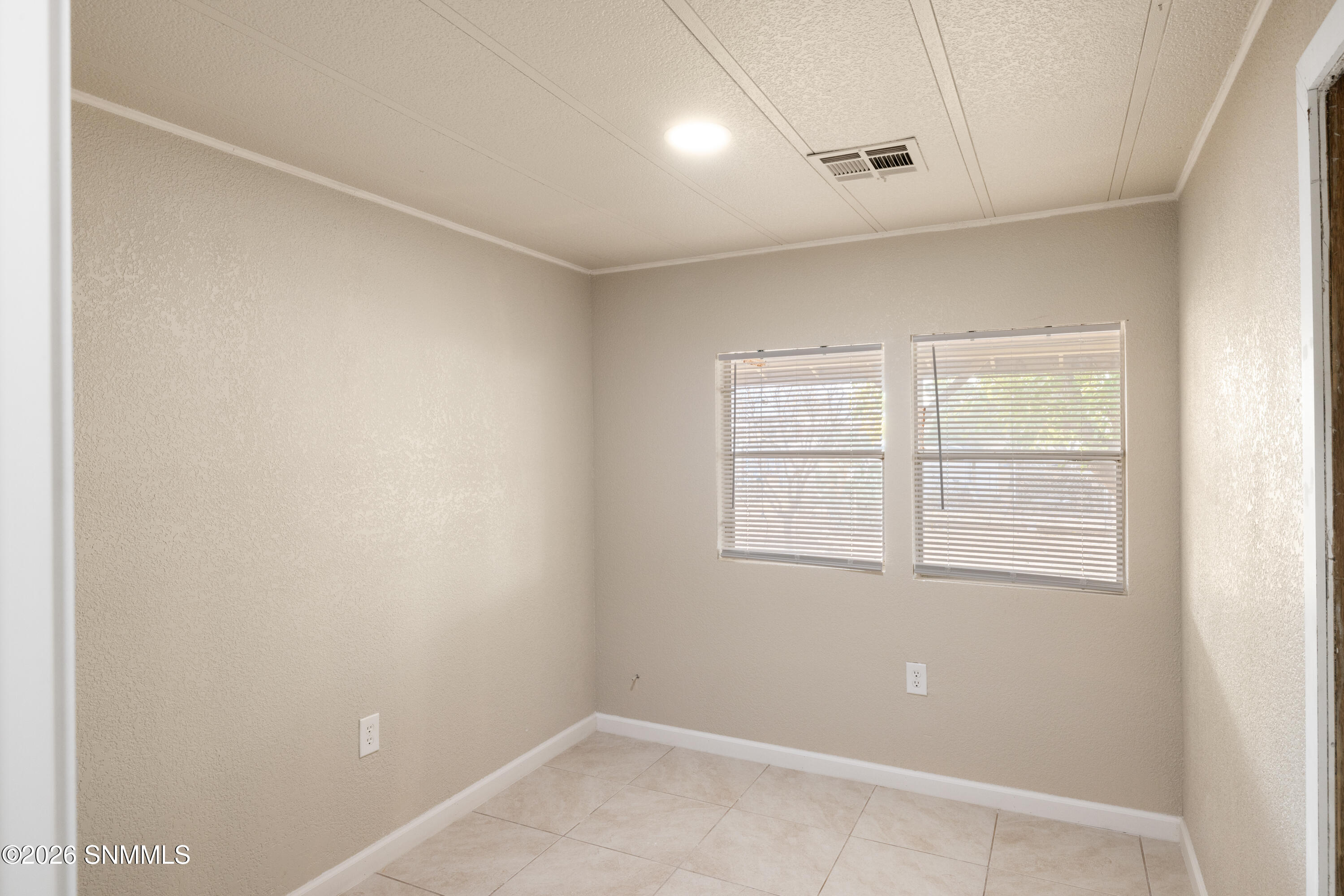 9618 Butterfield Boulevard Property Photo 10