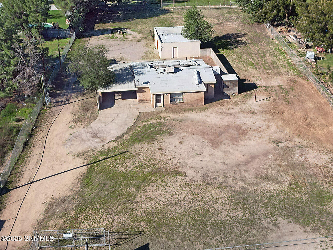 4805 Dona Ana Road Property Photo 1