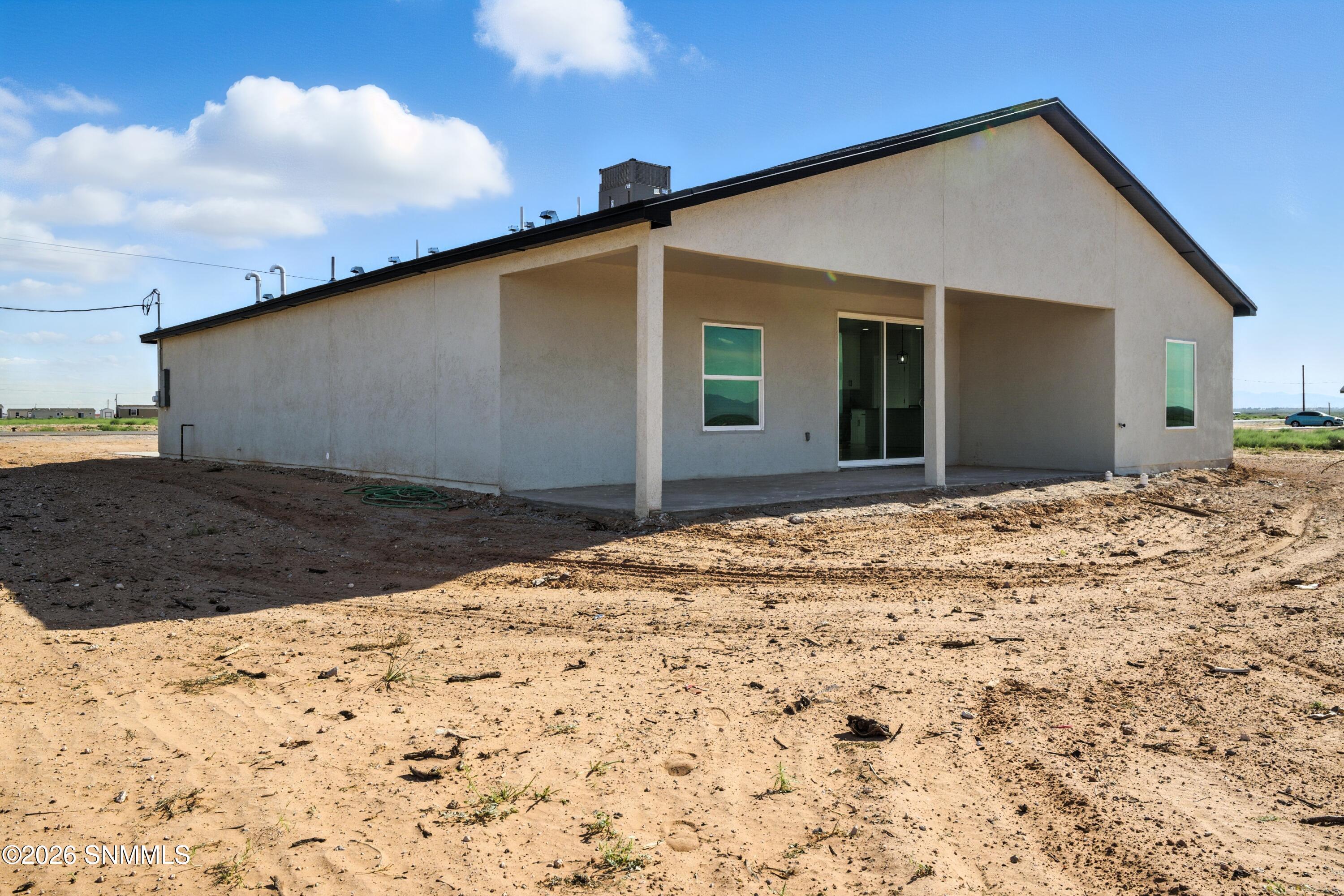 1260 Sahara Desert Drive Property Photo 27