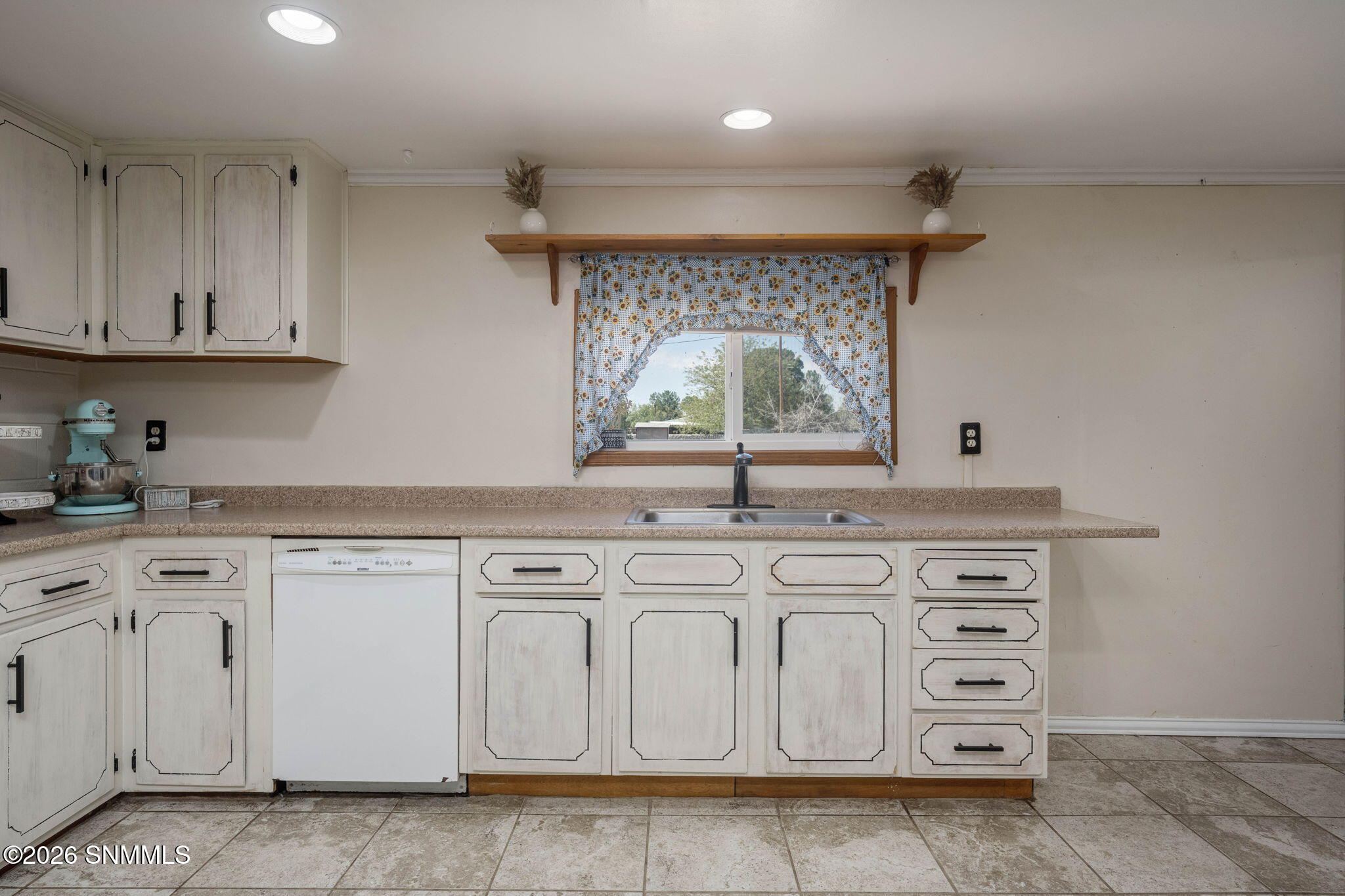 807 Aliyah Road Property Photo 7