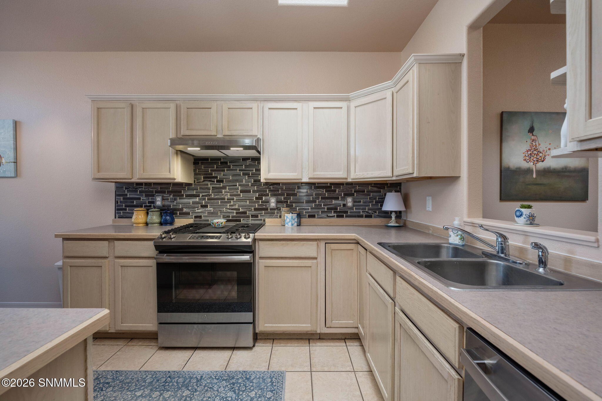 2484 Sunridge Drive Property Photo 15