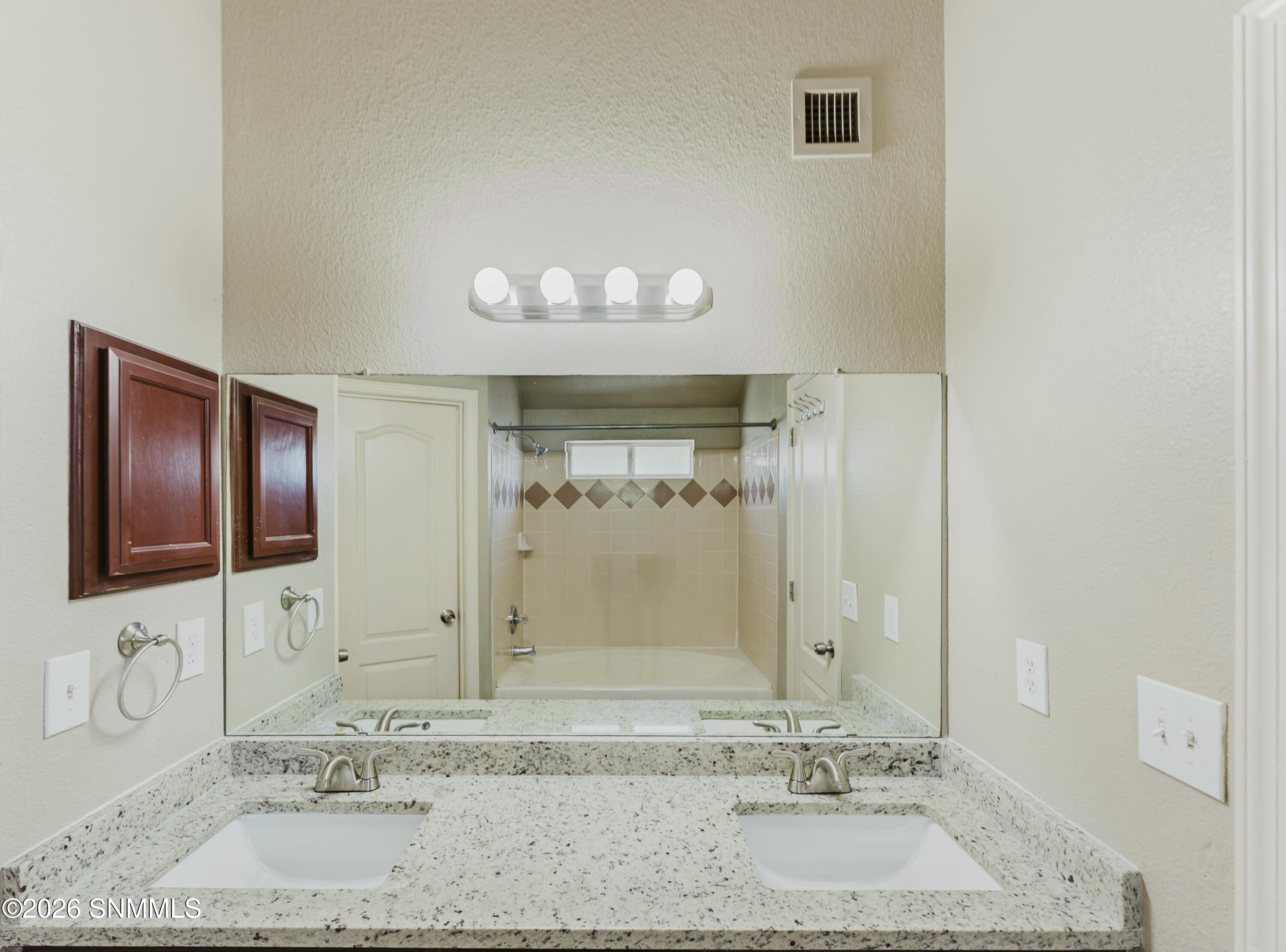 1331 Magoffin Place Property Photo 15