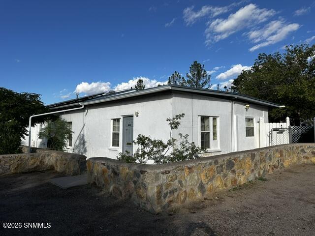 2510/2530 S Espina Street Property Photo 4