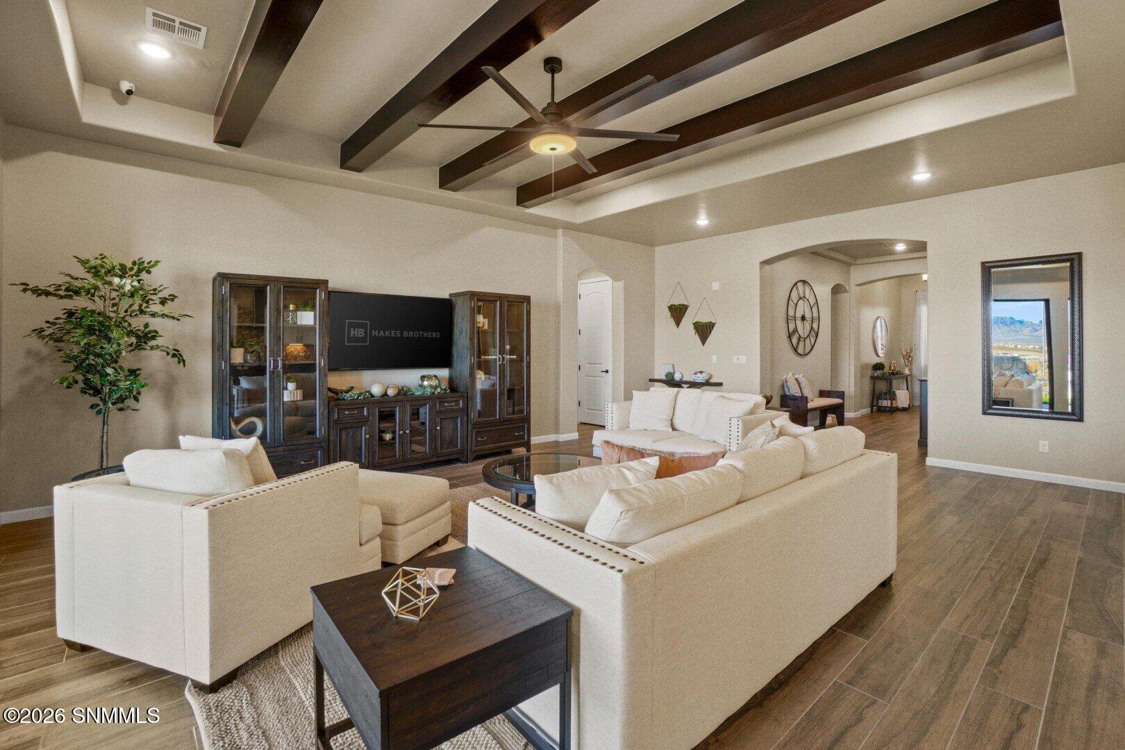 7292 Ultramarine Road Property Photo 6