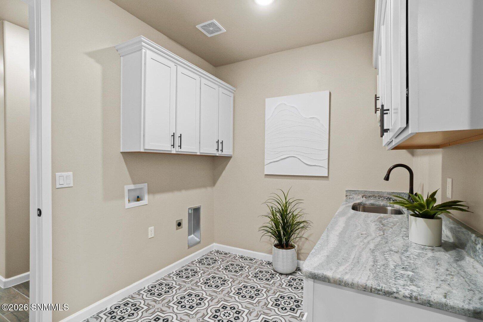 7292 Ultramarine Road Property Photo 16