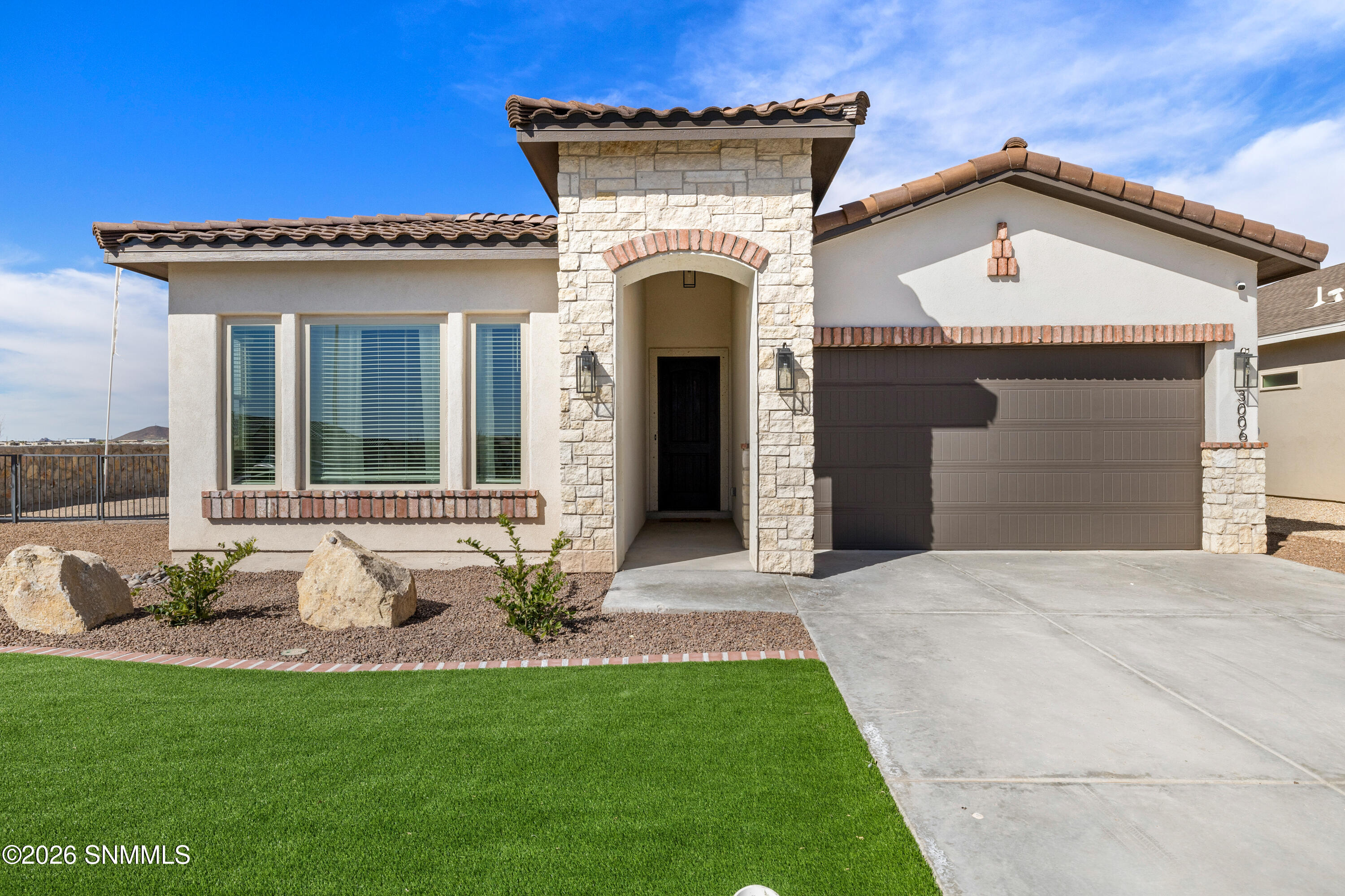 3006 Prado Del Sol Avenue Property Photo 2