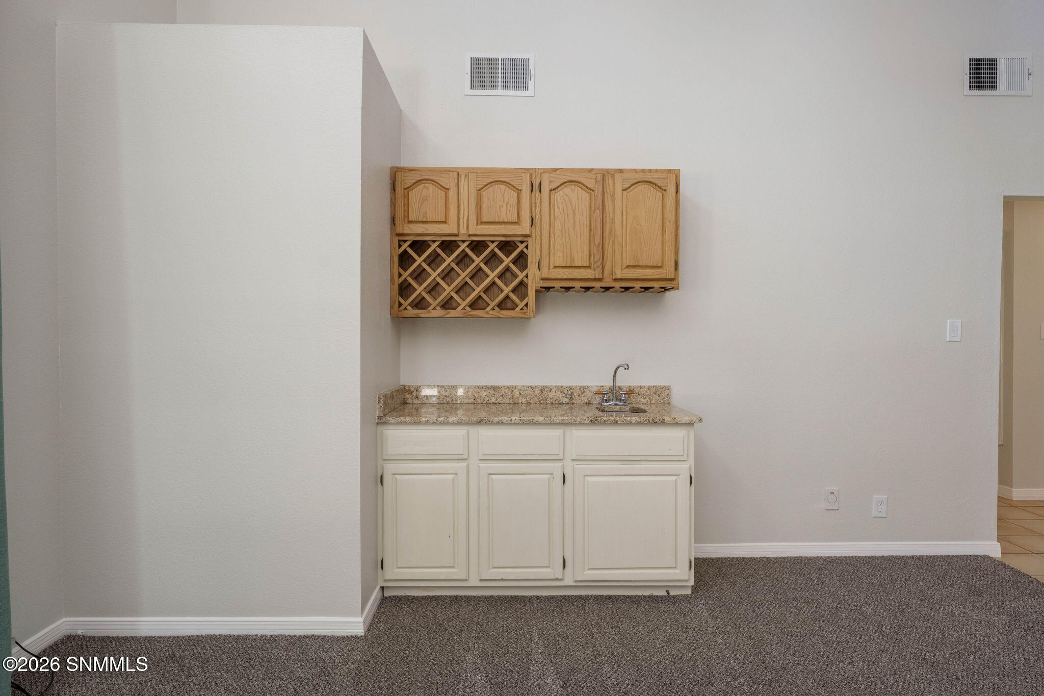 2220 Wildwind Road Property Photo 10