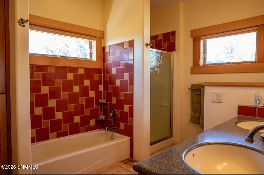 33 Mount Olympus Road Property Photo 23