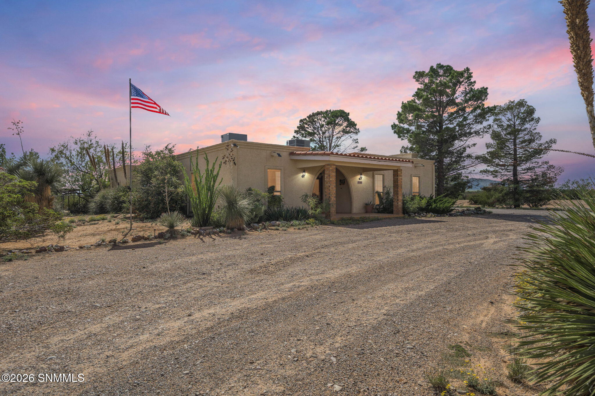 469 De Lara Estates Road Property Photo 1