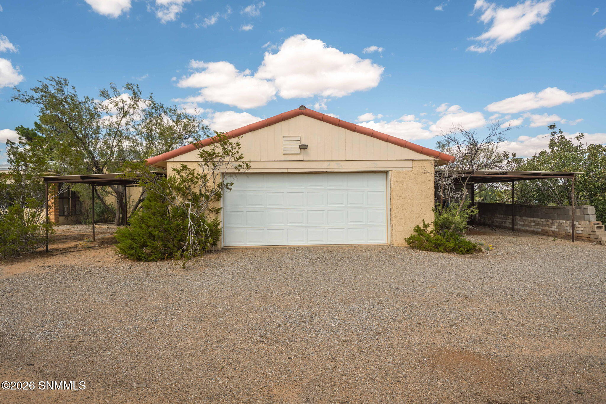 469 De Lara Estates Road Property Photo 3