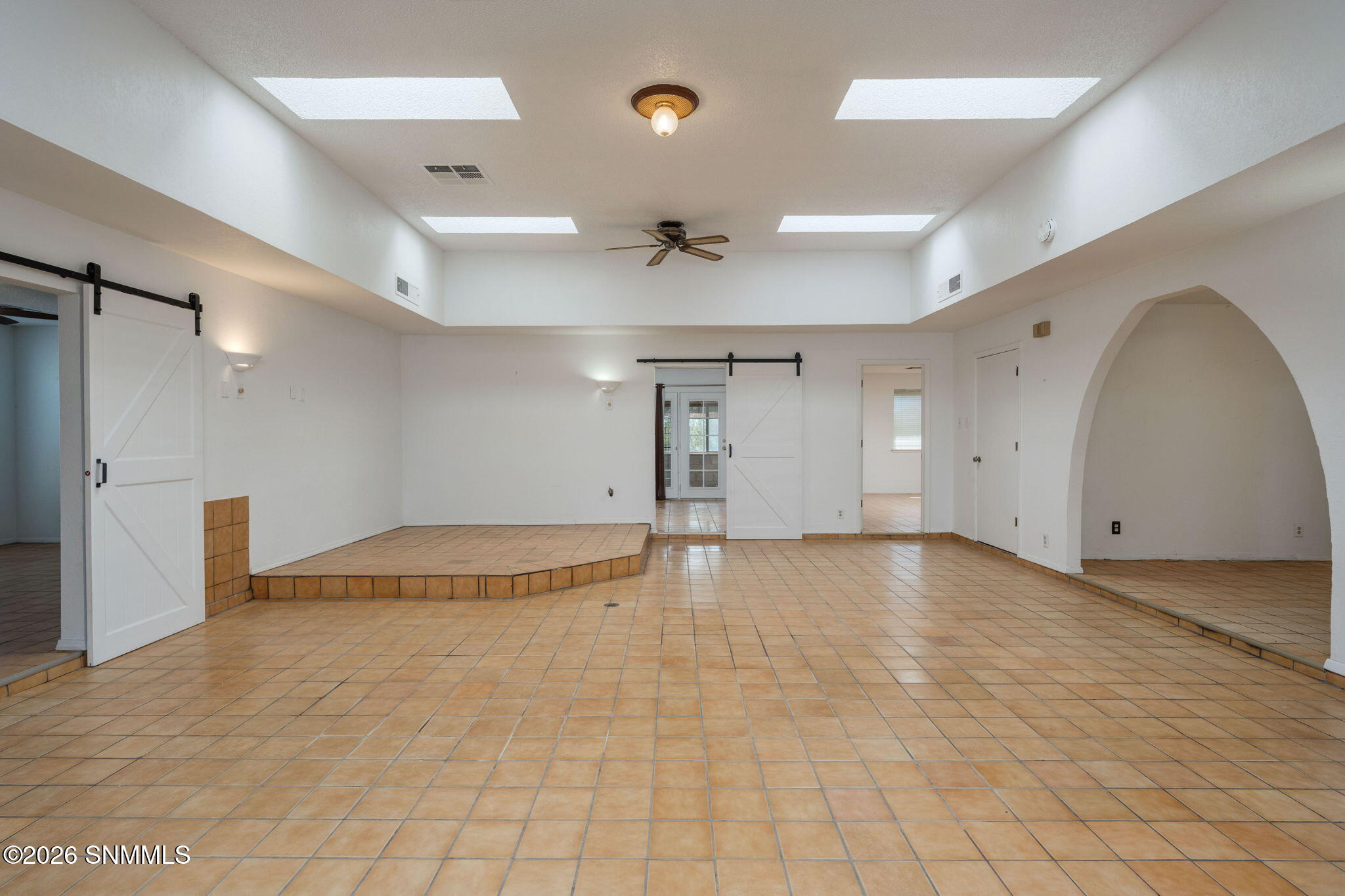 469 De Lara Estates Road Property Photo 11