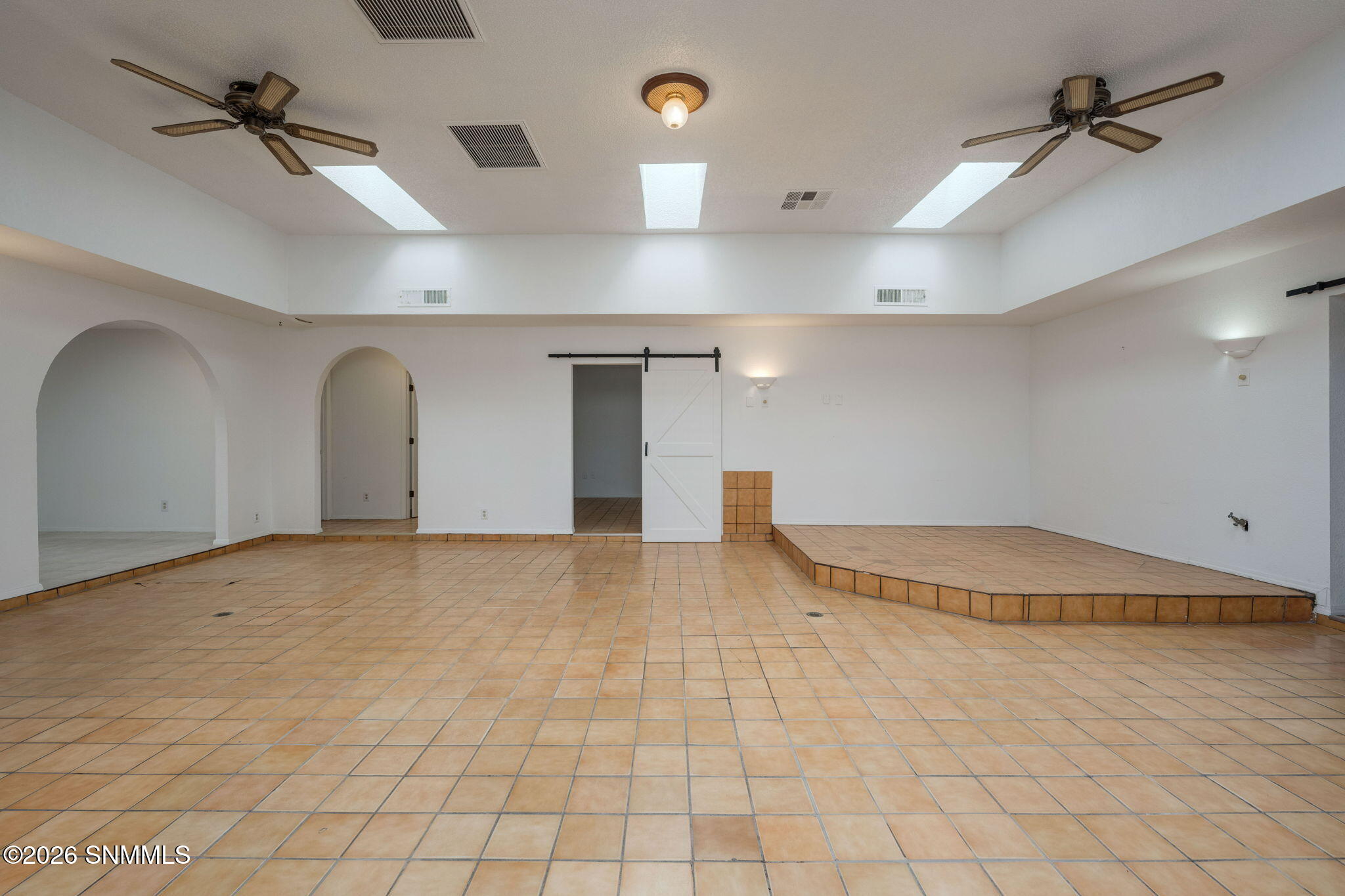 469 De Lara Estates Road Property Photo 12