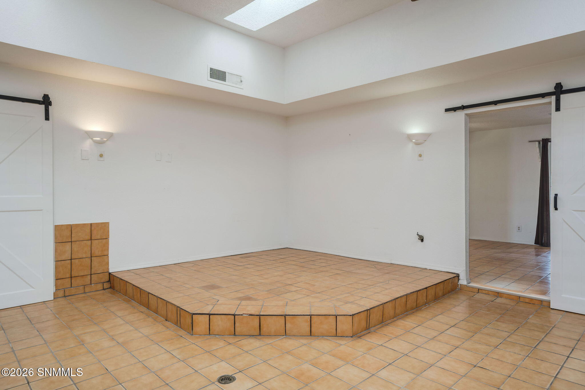 469 De Lara Estates Road Property Photo 13
