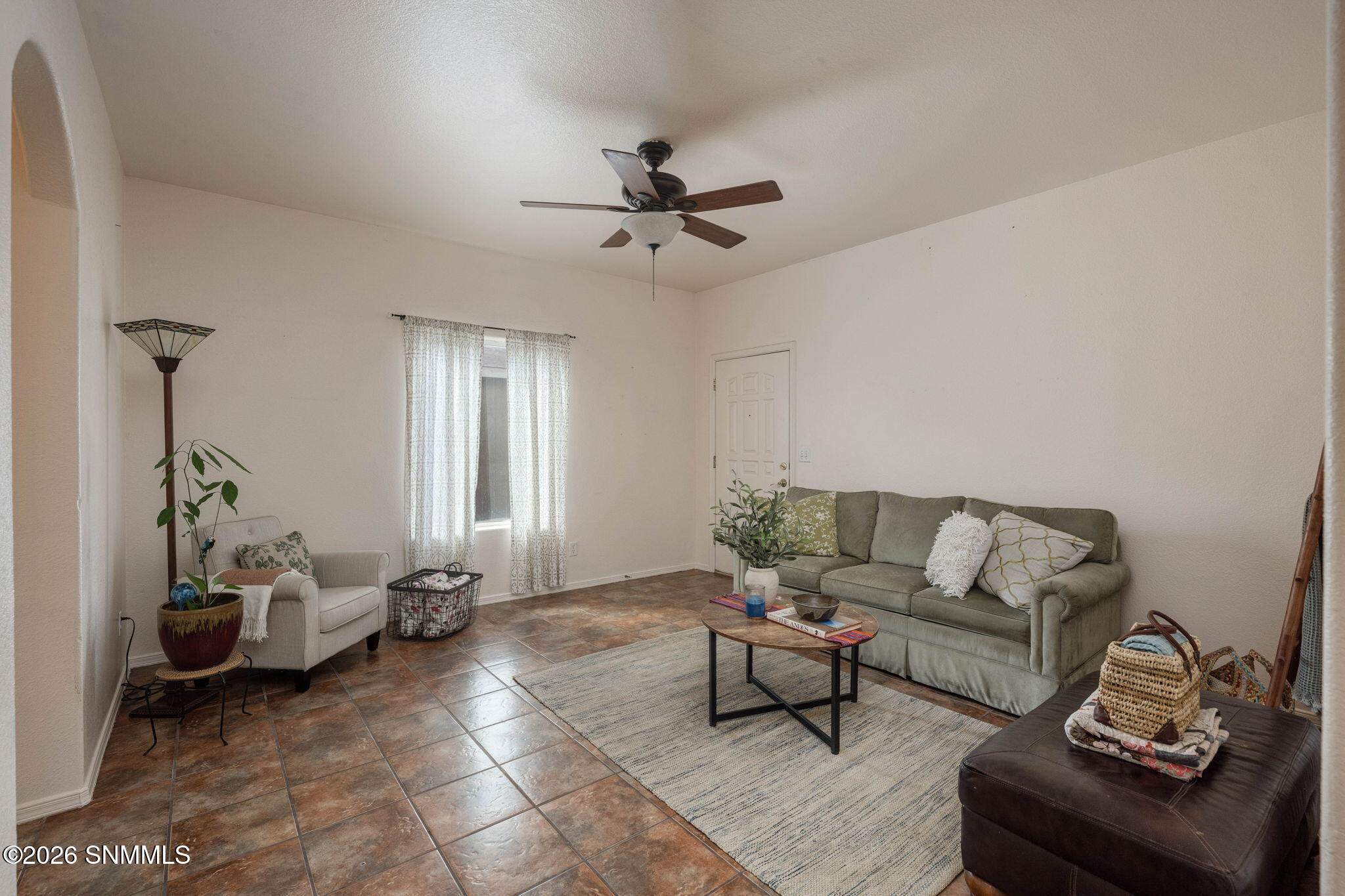 4490 Hillsboro Loop Property Photo 5