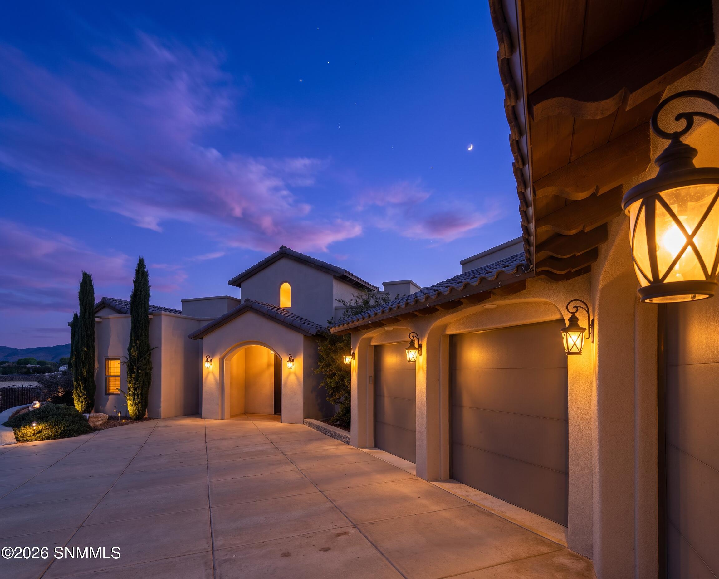 1130 King Bird Court Property Photo 10