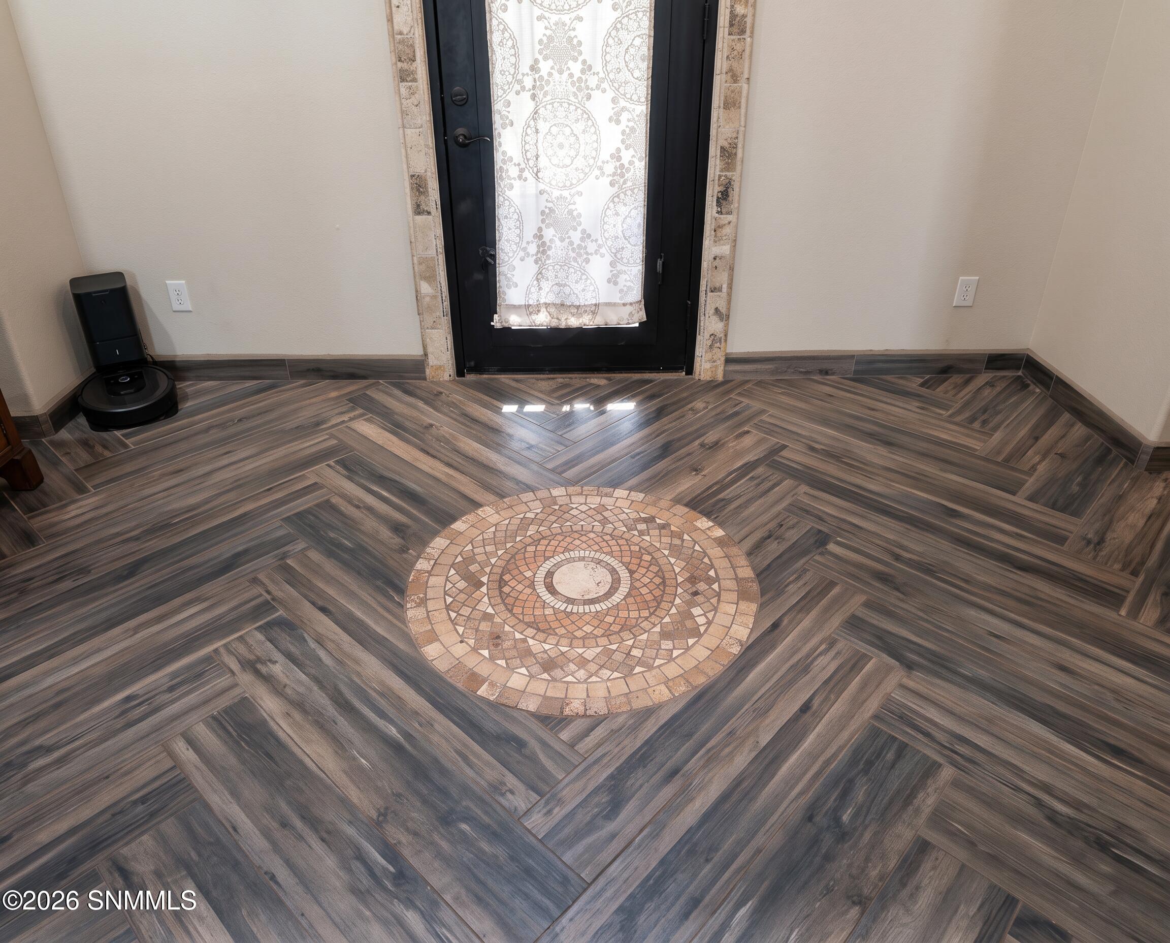 1130 King Bird Court Property Photo 15