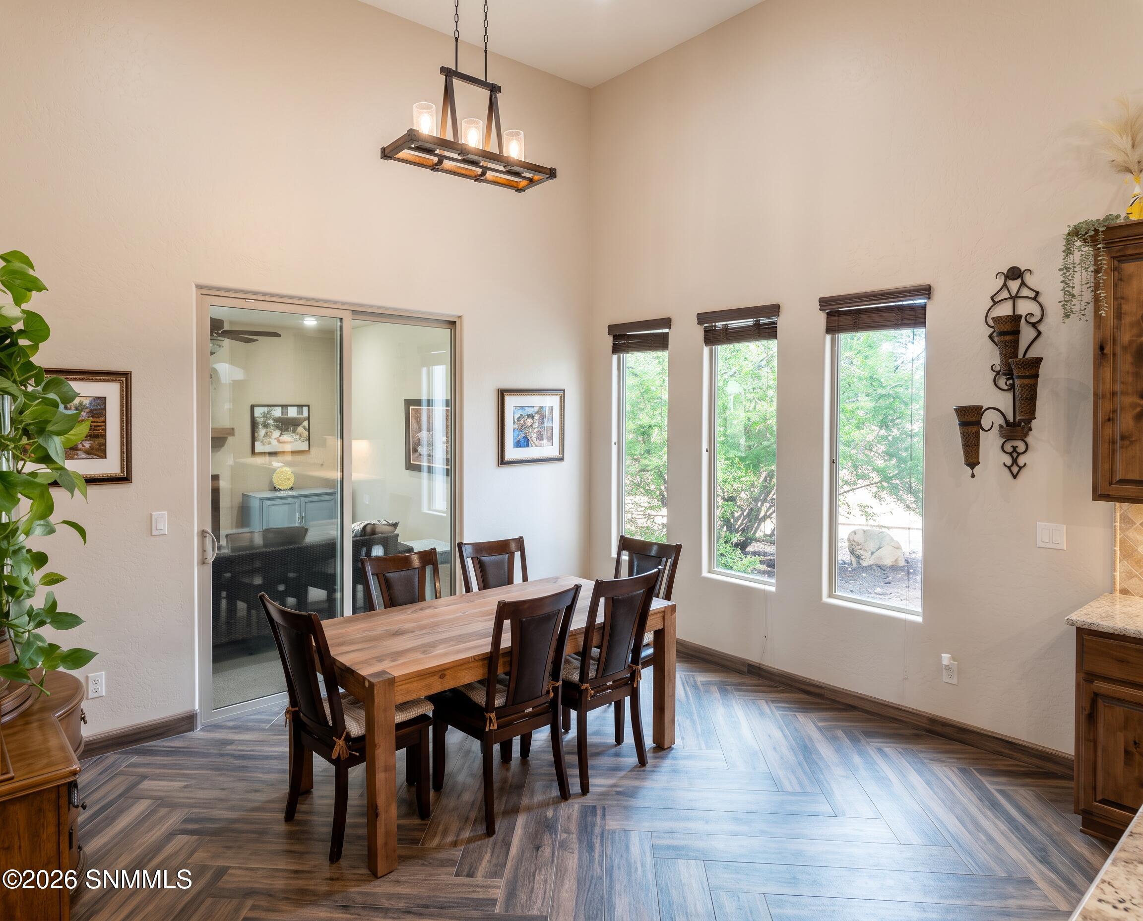 1130 King Bird Court Property Photo 31