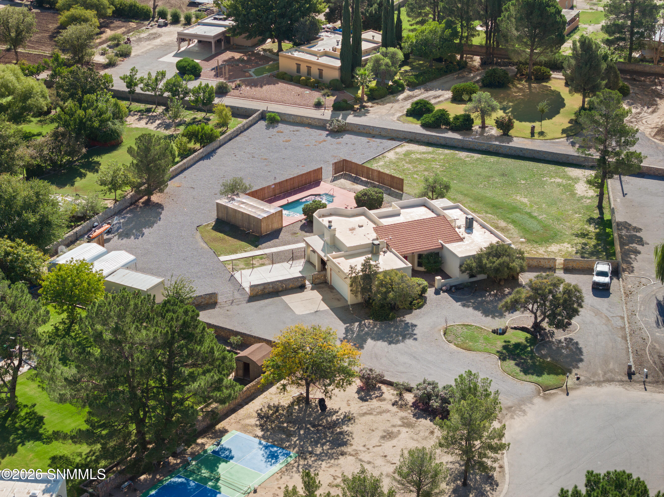 150 Horseshoe Circle Property Photo 4