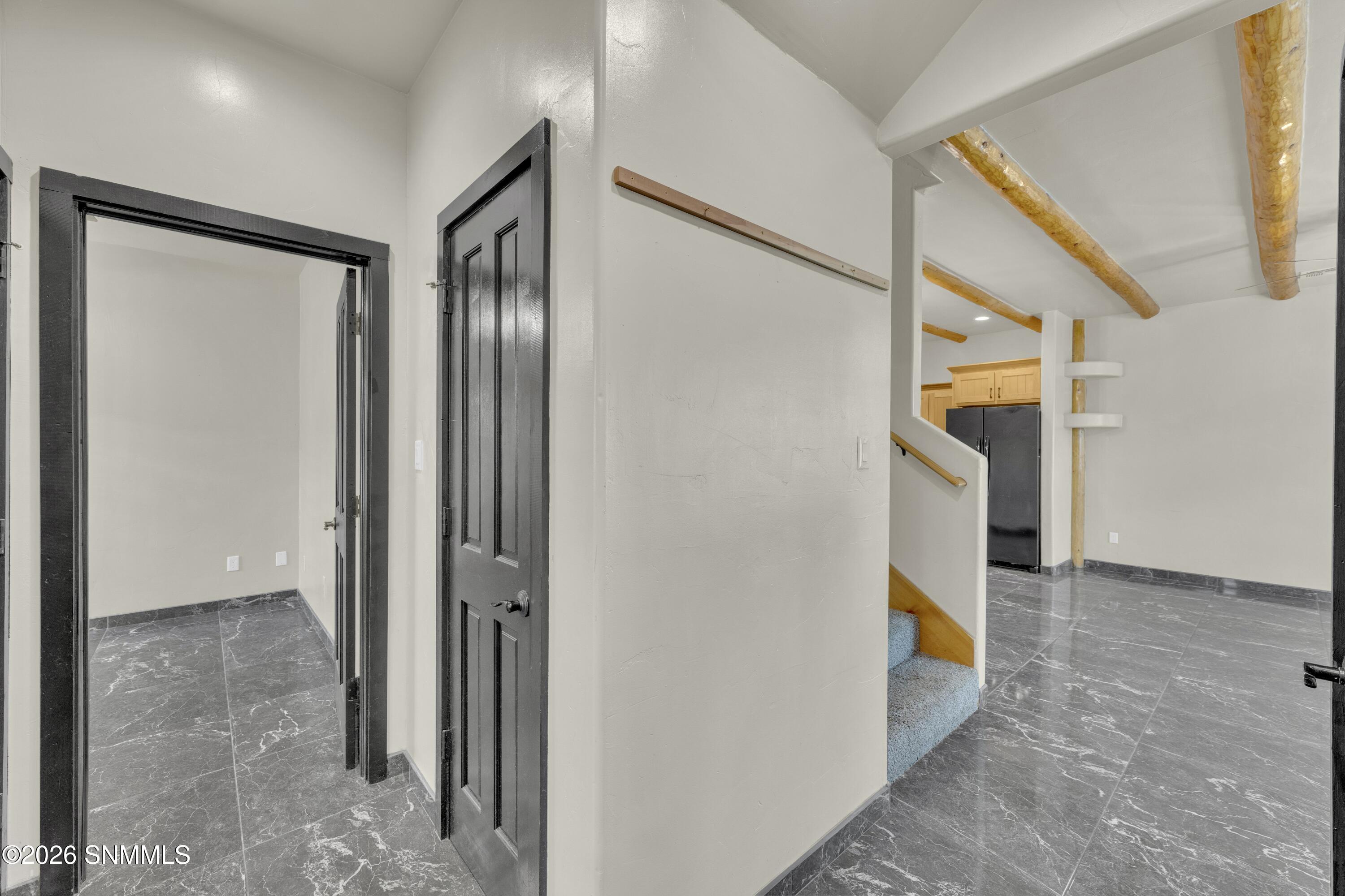 1104 W Parker Road Property Photo 14