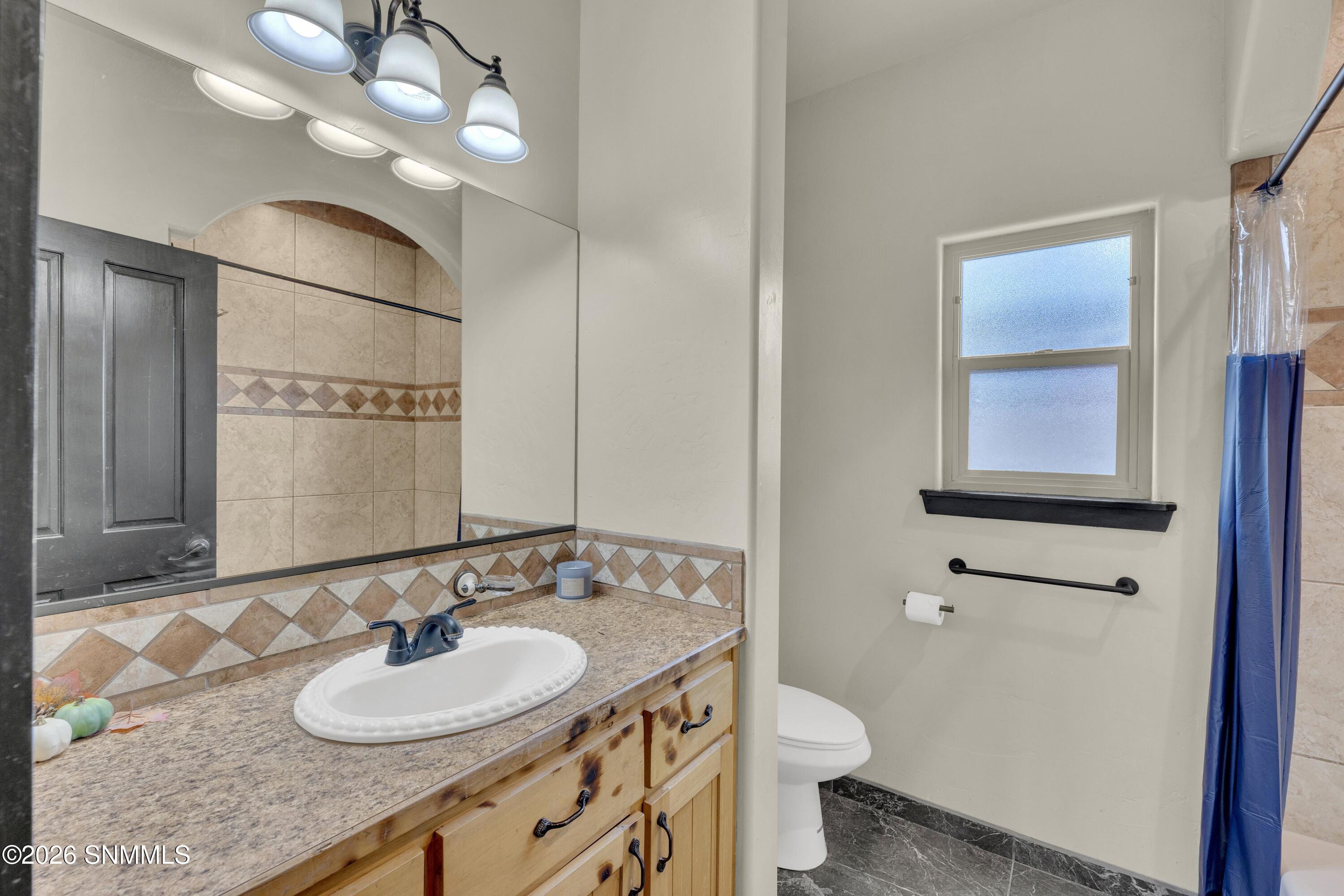 1104 W Parker Road Property Photo 17