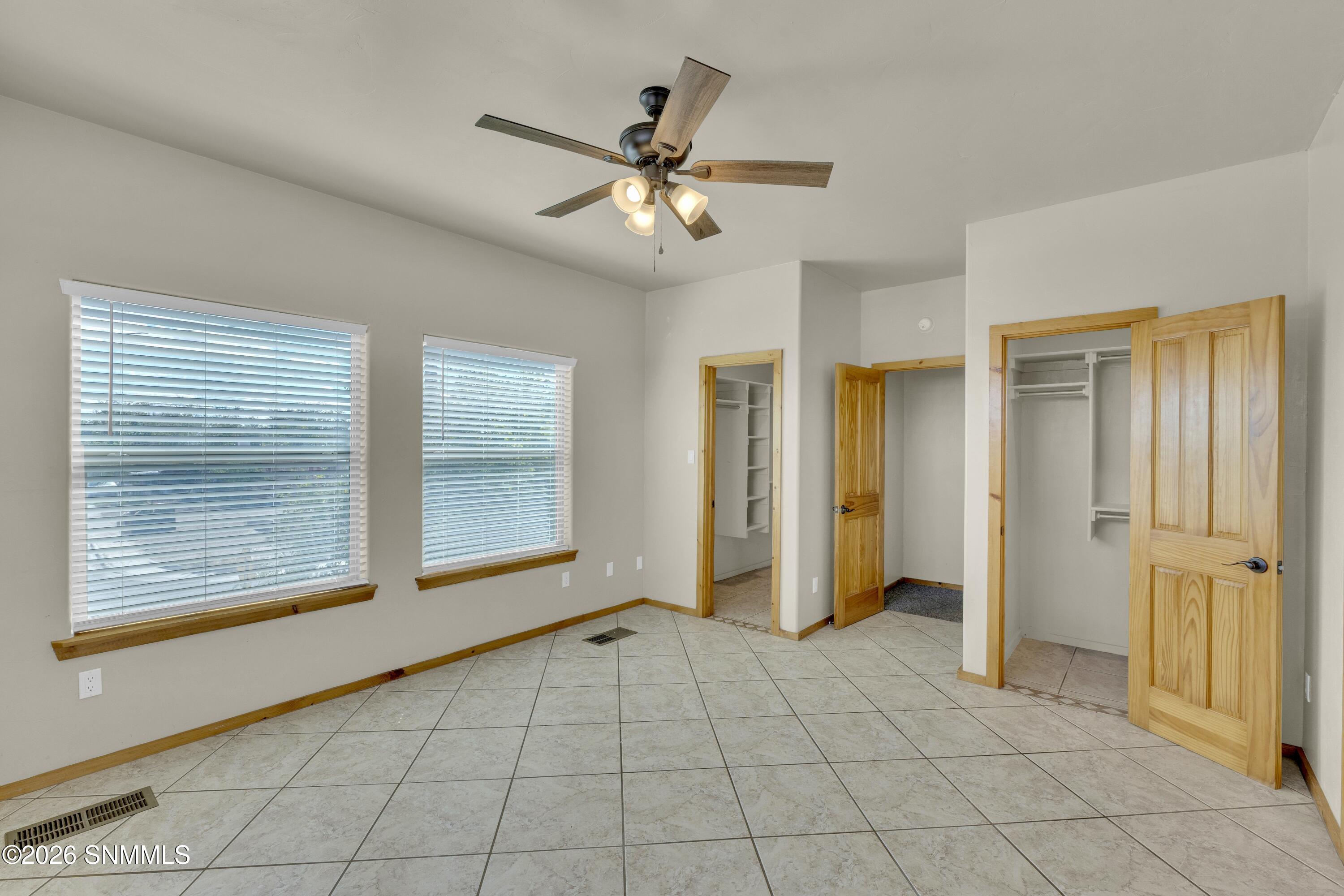 1104 W Parker Road Property Photo 25
