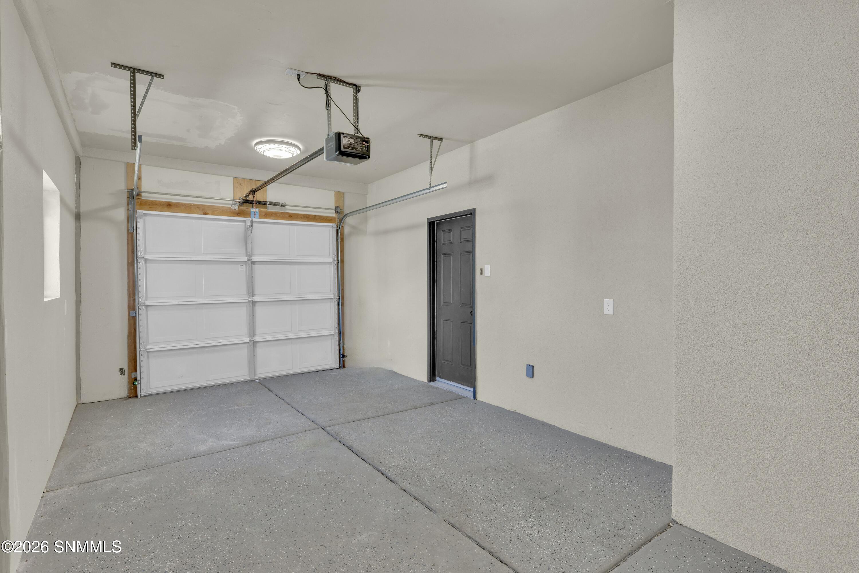 1104 W Parker Road Property Photo 34