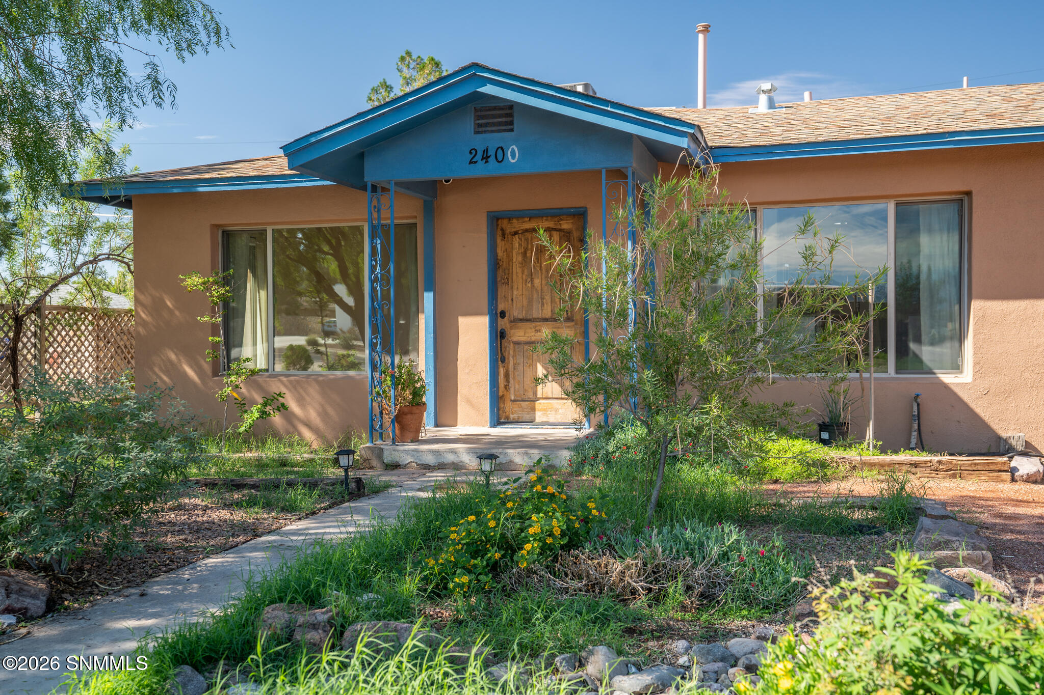 2400 S Solano Drive Property Photo 1