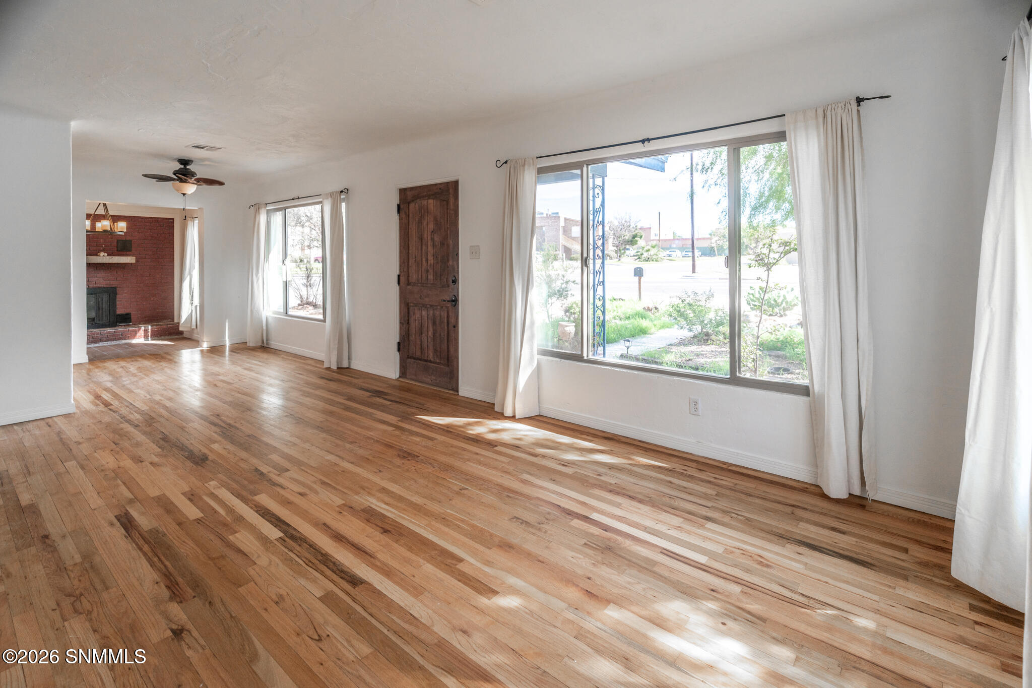 2400 S Solano Drive Property Photo 3