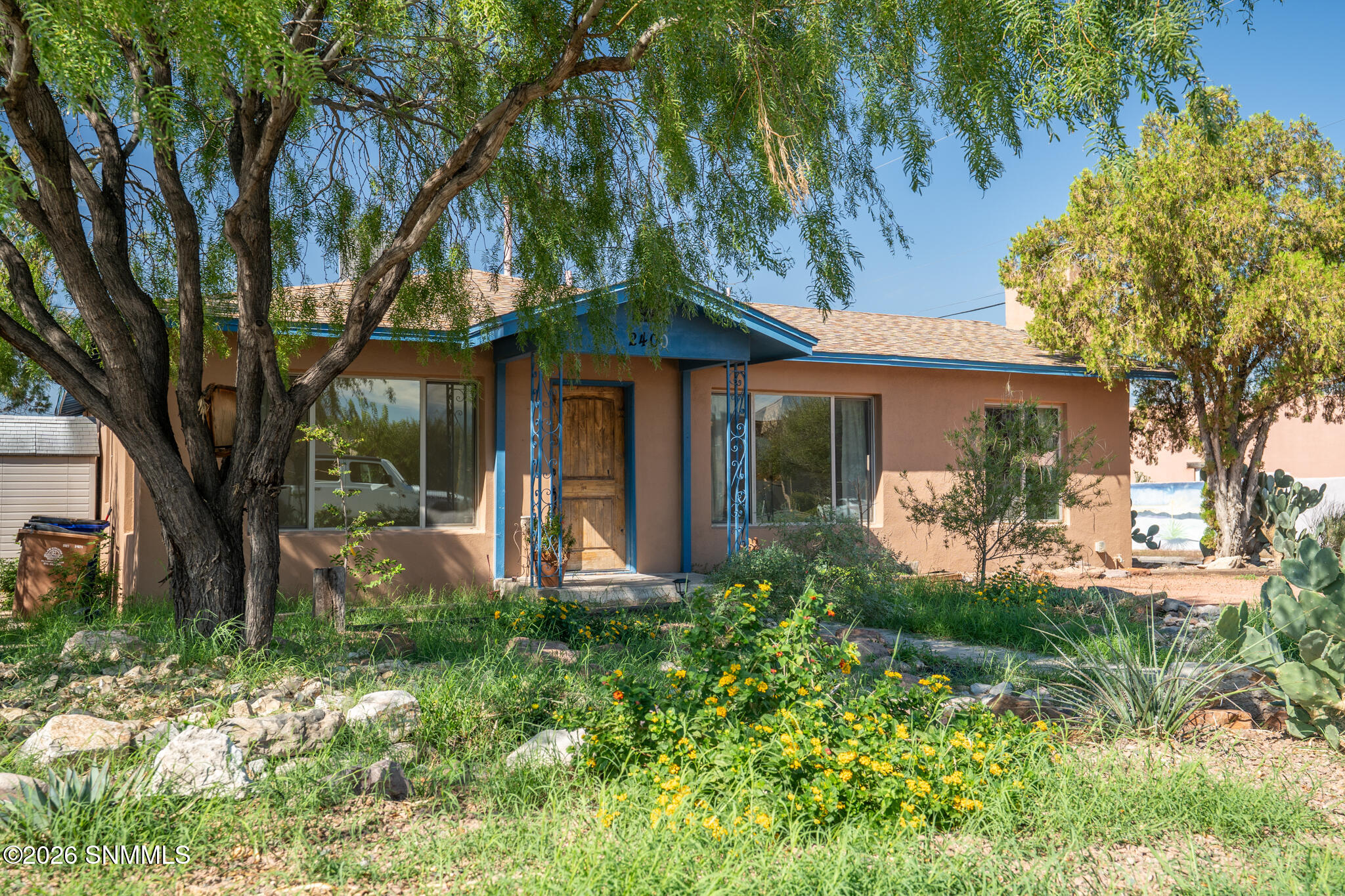 2400 S Solano Drive Property Photo 9
