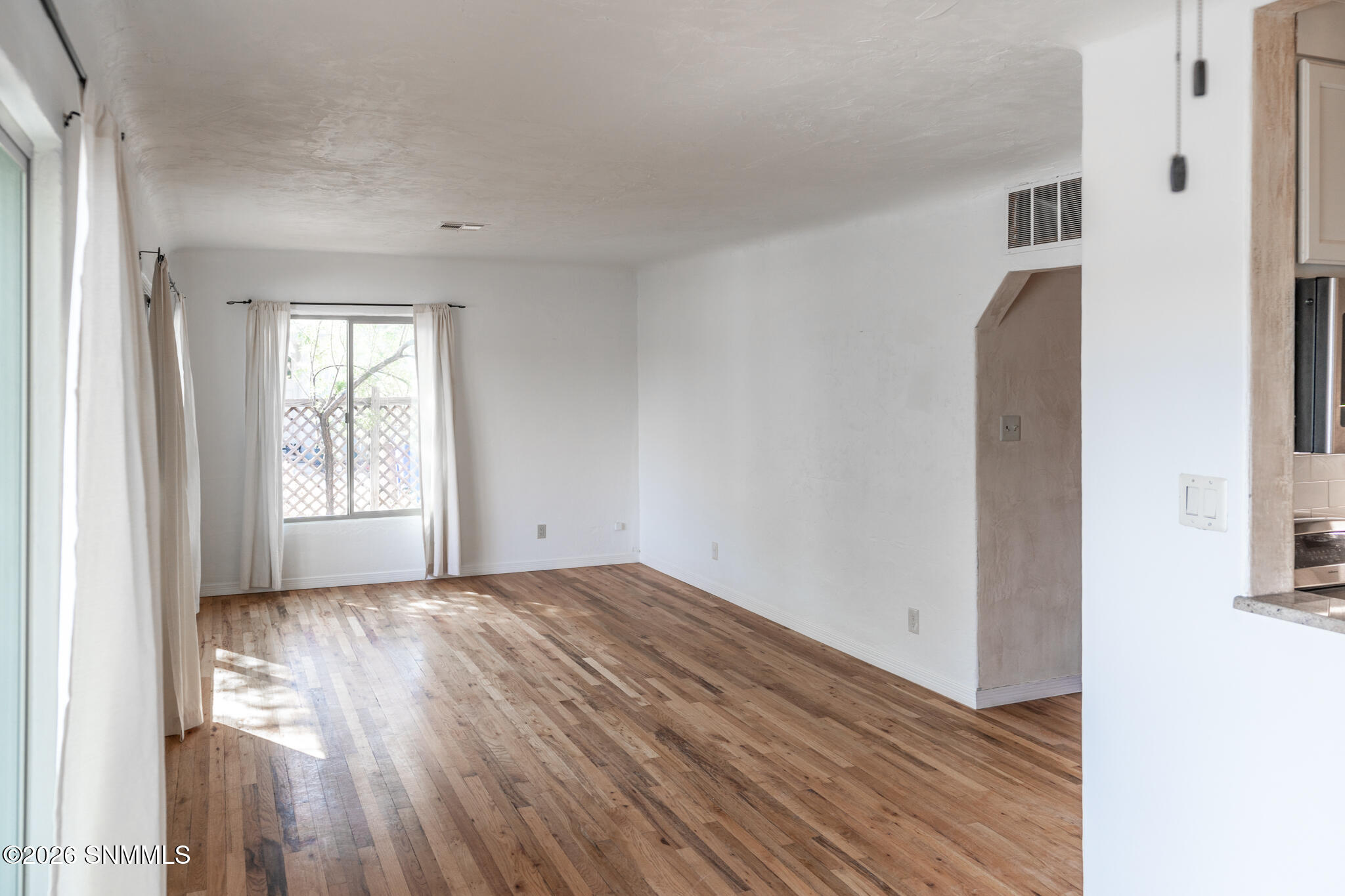 2400 S Solano Drive Property Photo 21