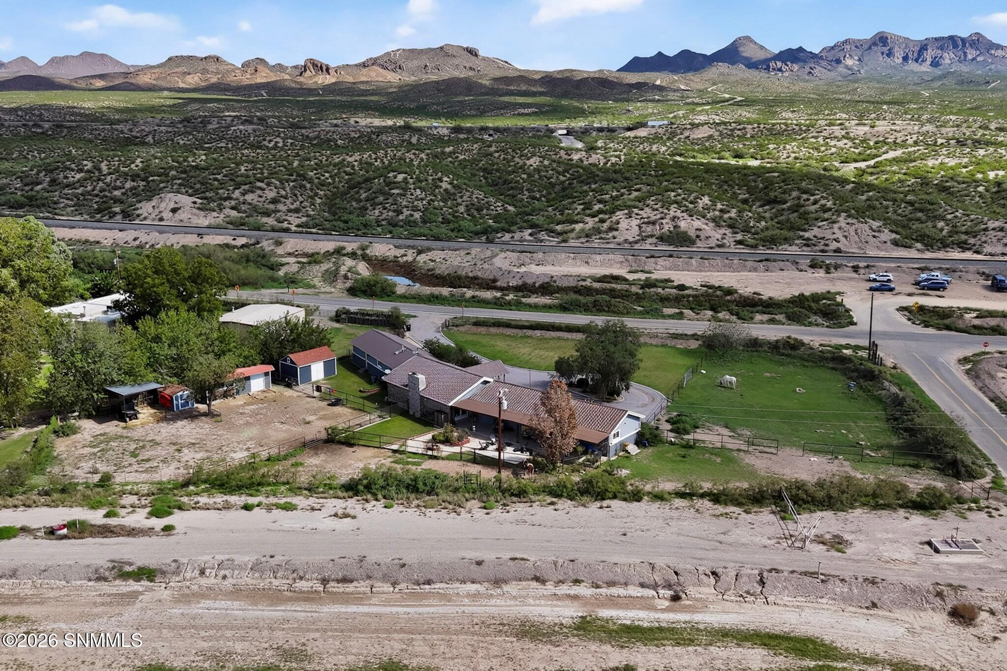 8105 Dona Ana Road Property Photo 52