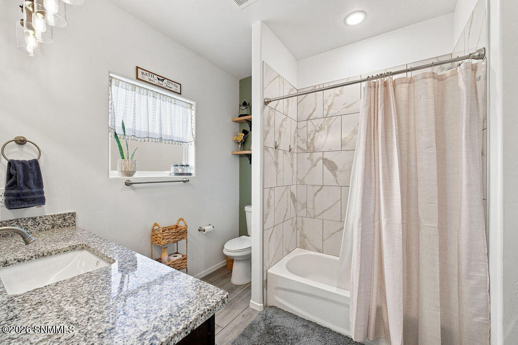 7250 Aretha Way Property Photo 26