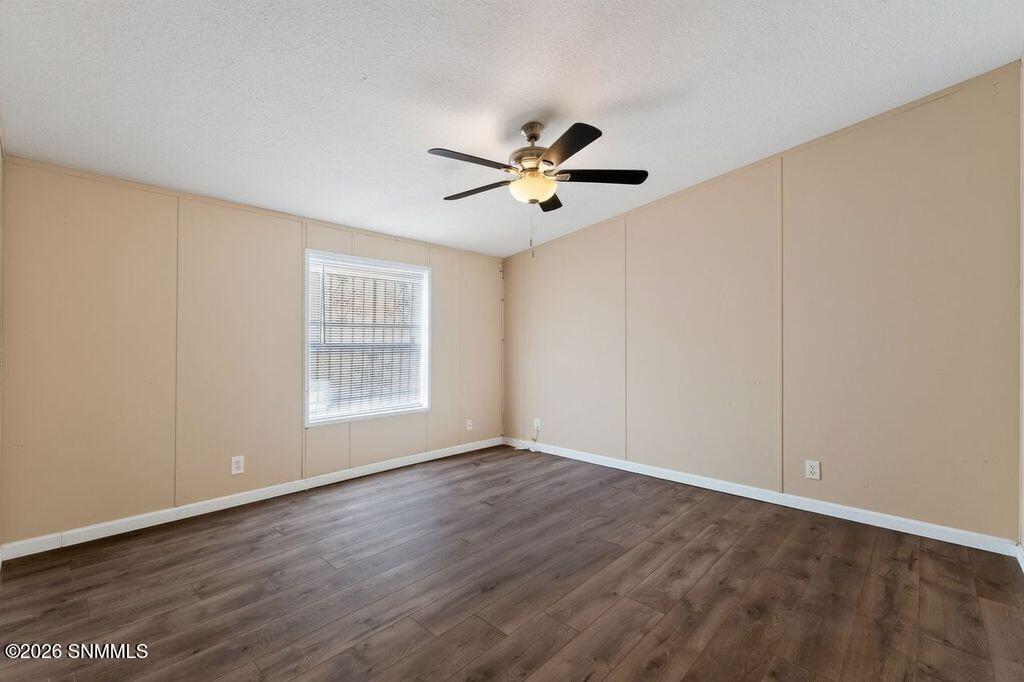 1611 W Park Drive Property Photo 14