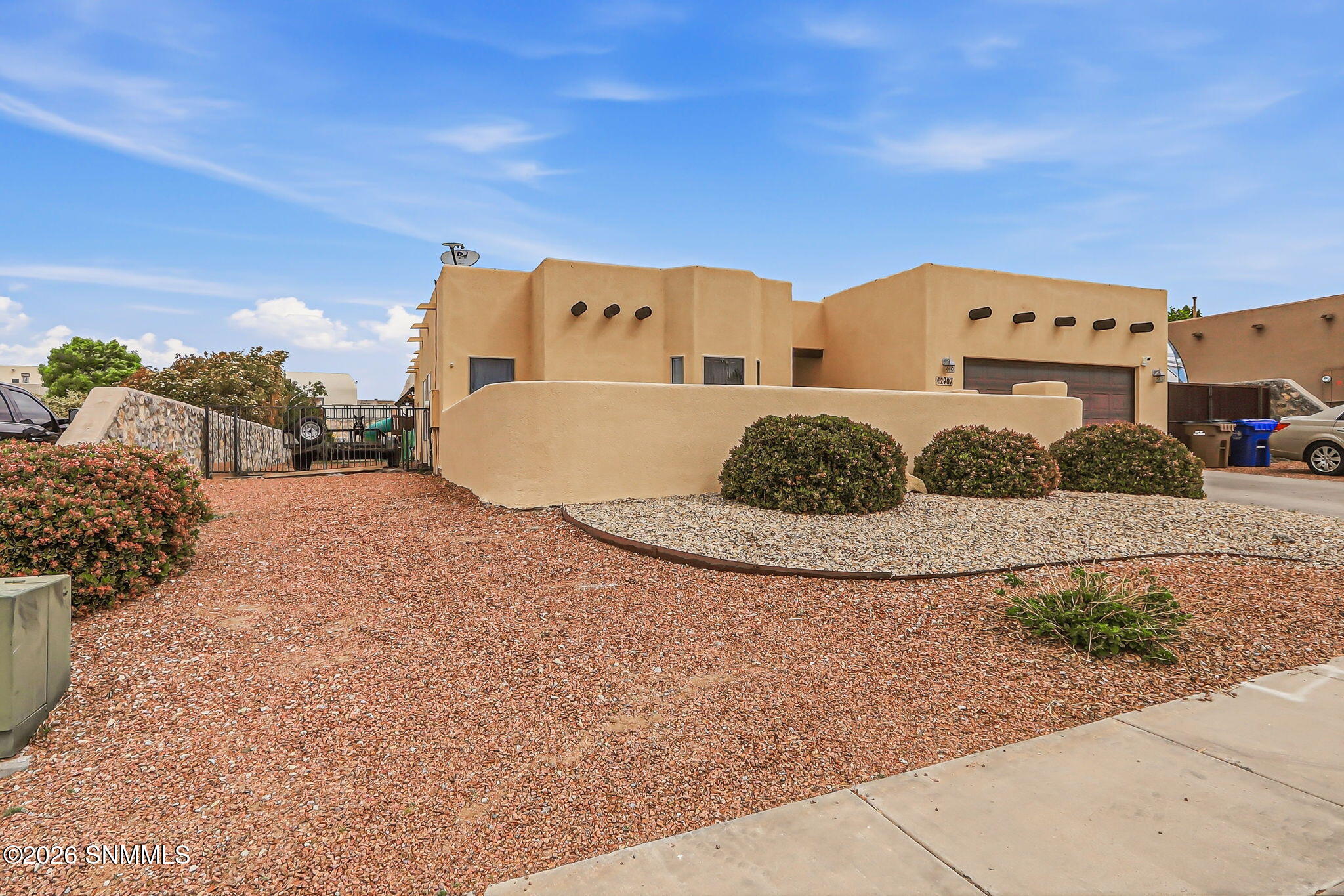 2907 Long Bow Loop Property Photo 3
