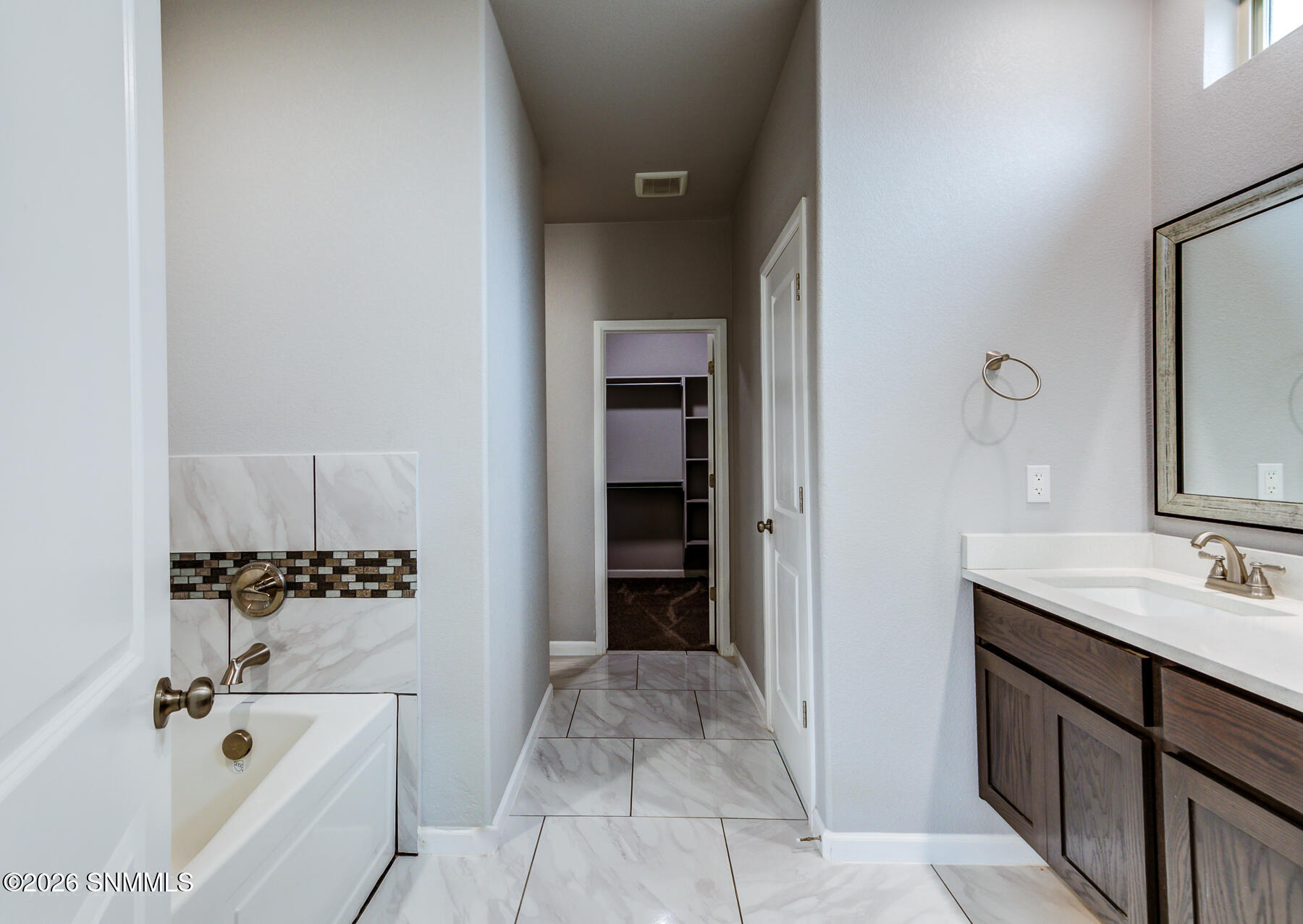 1093 Nickel Hill Avenue Property Photo 23