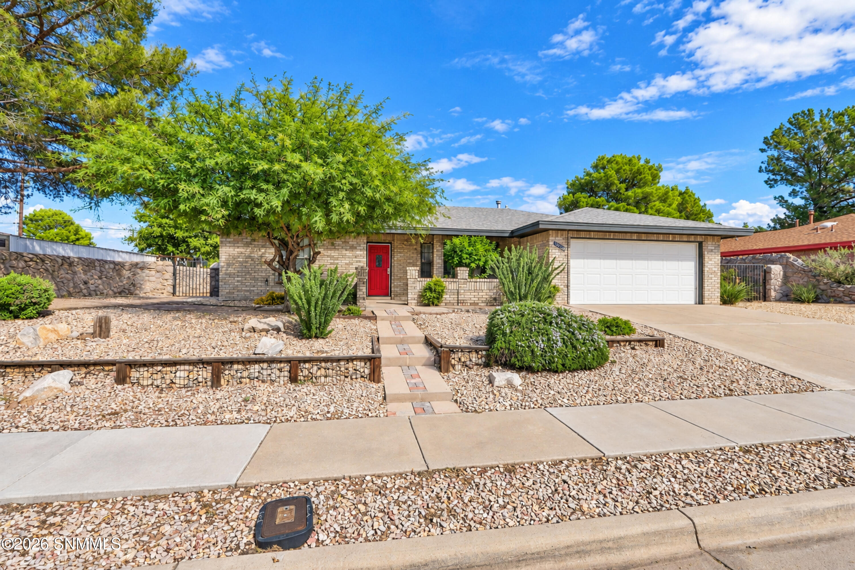 2930 Topley Avenue Property Photo 1