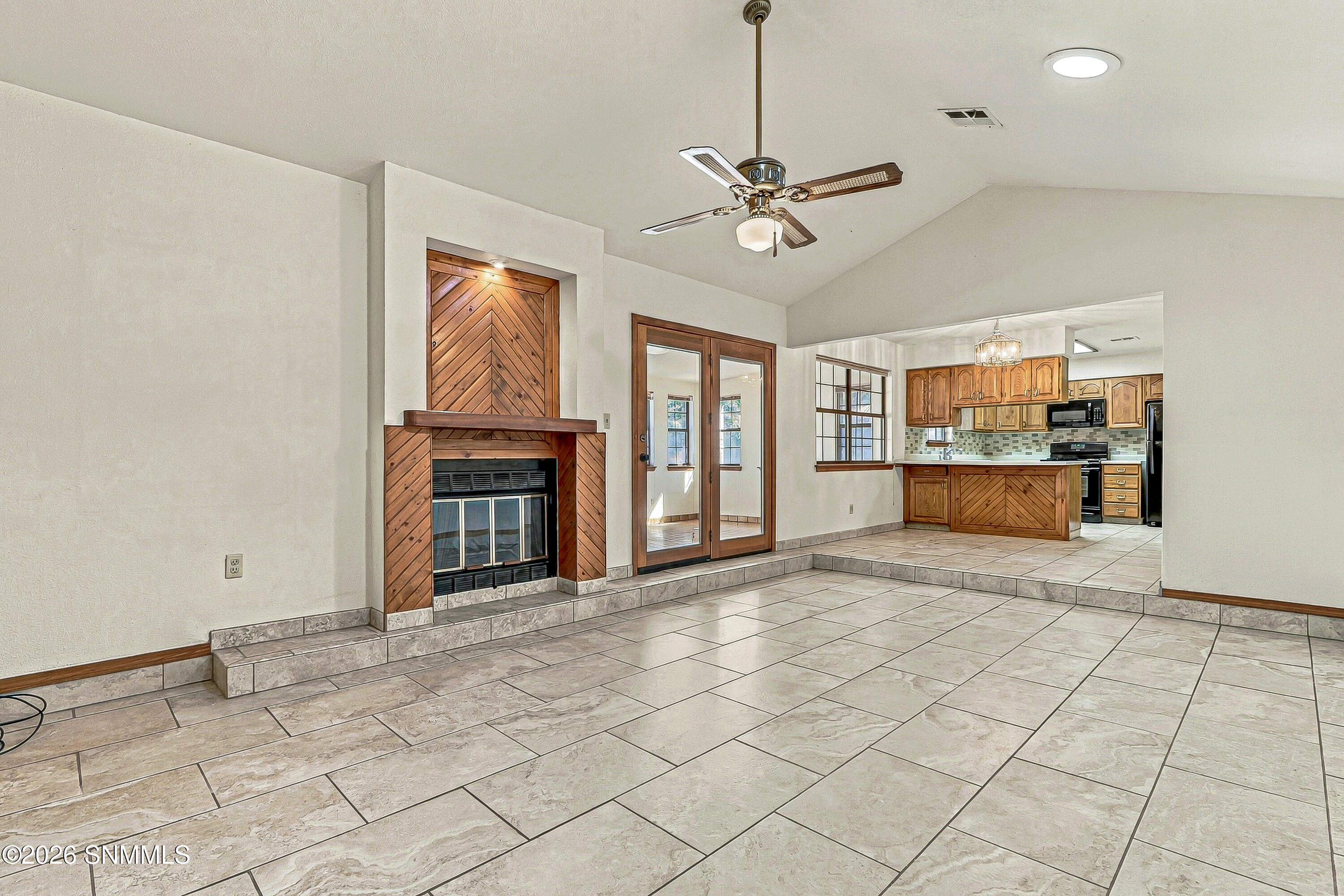 2930 Topley Avenue Property Photo 10